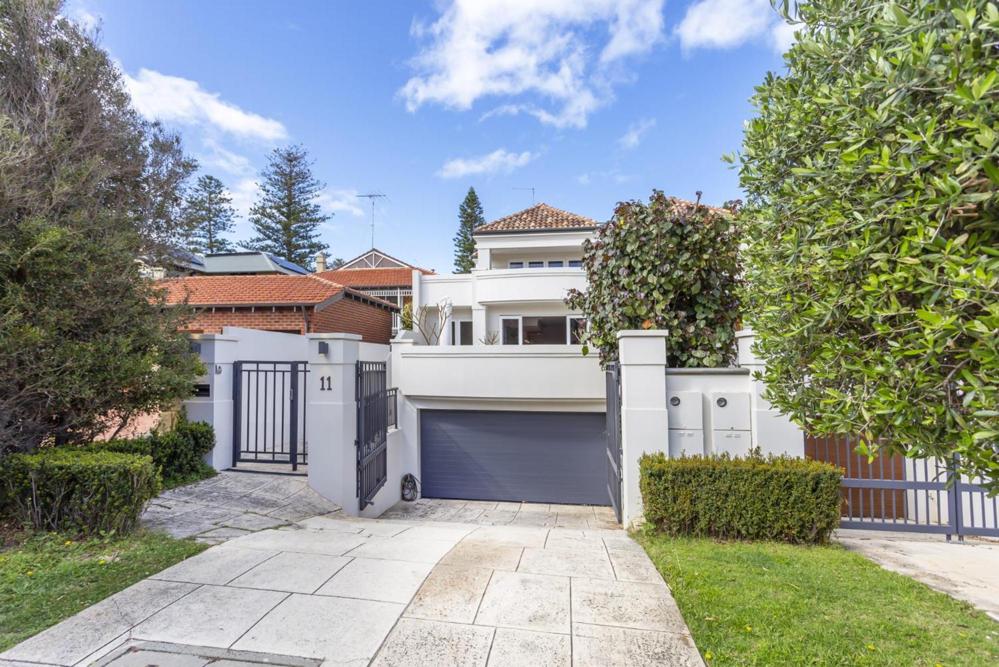 Cottesloe Aqua Retreat - Executive Escapes Villa Perth