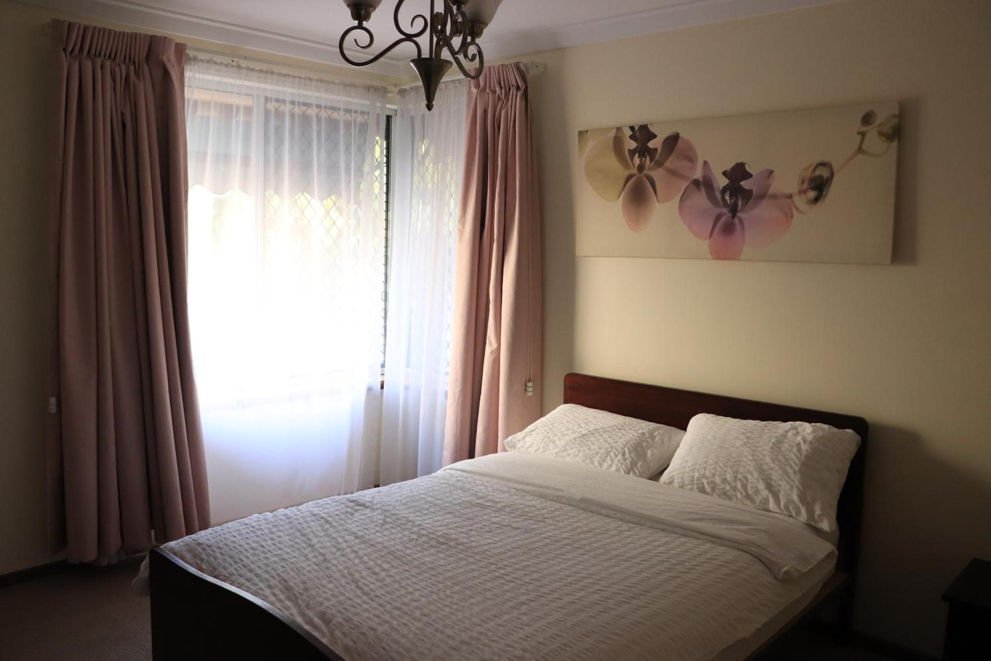 Comfort And Convenient Bahay bakasyunan *
