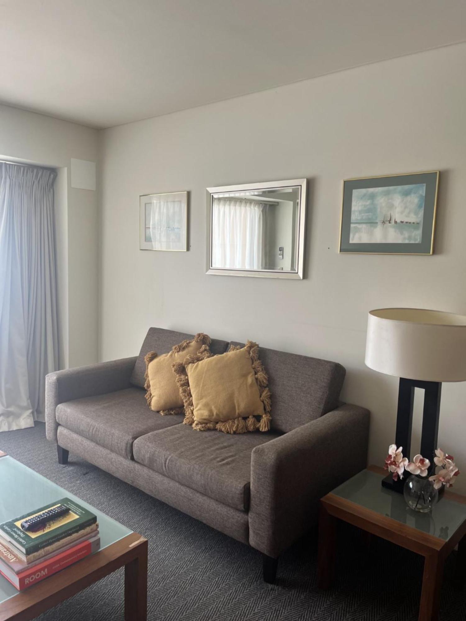 109 Simply Devine Hay St 2x2apt Poolgym Apartment *