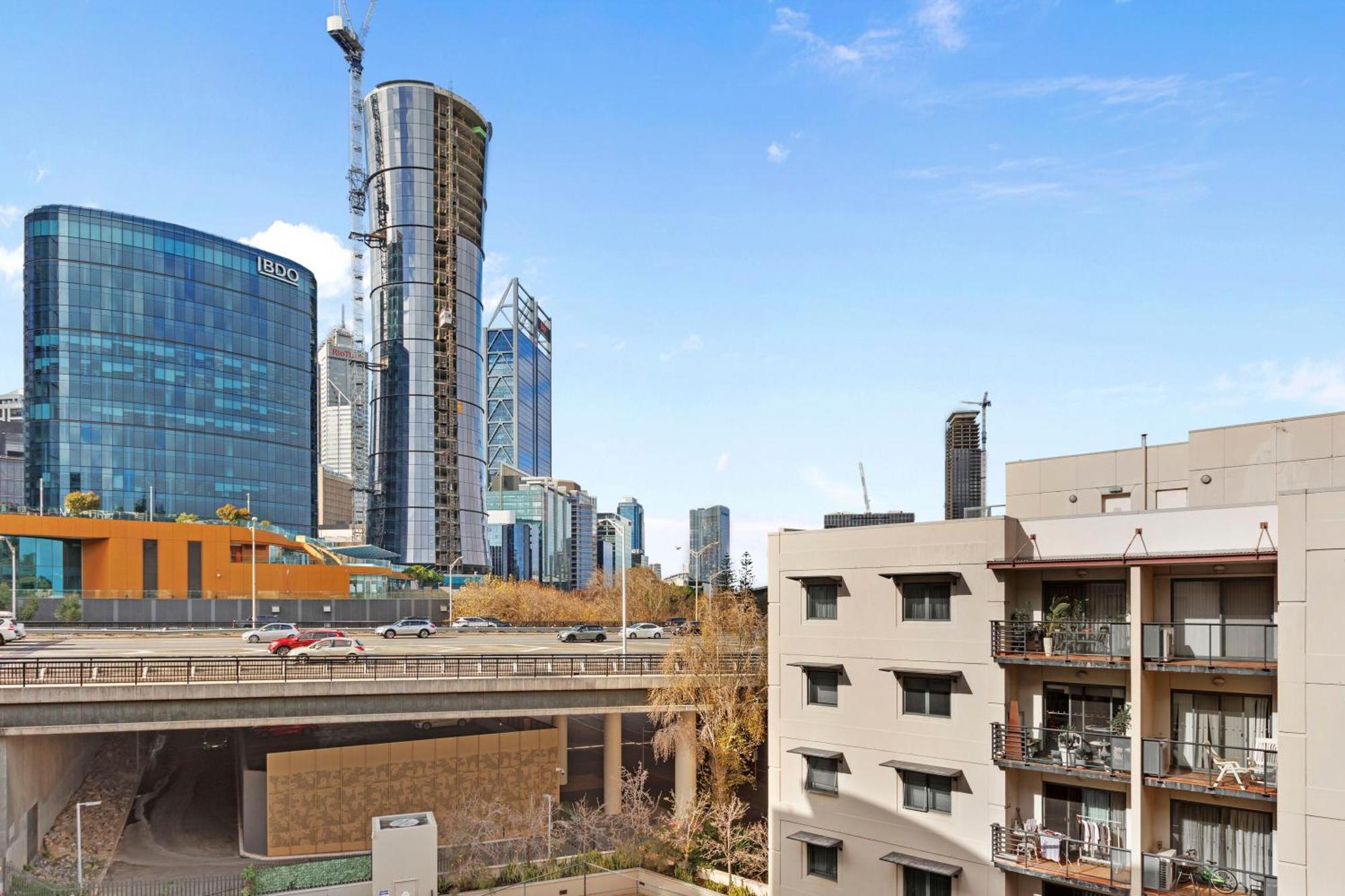 1br View Gem On Mounts Bay Road * Perth