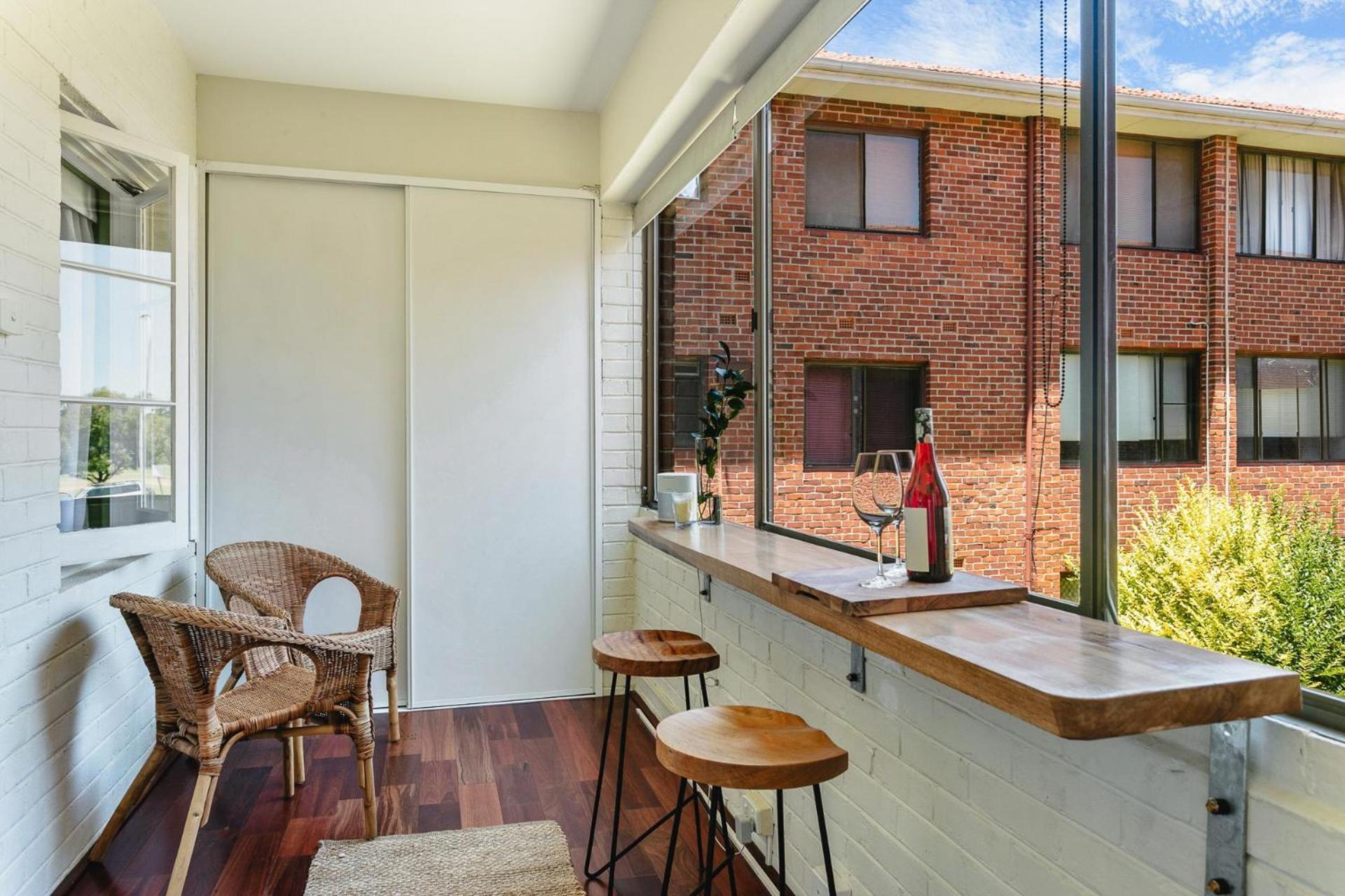 Vintage 2br Cbd W/river View Perth