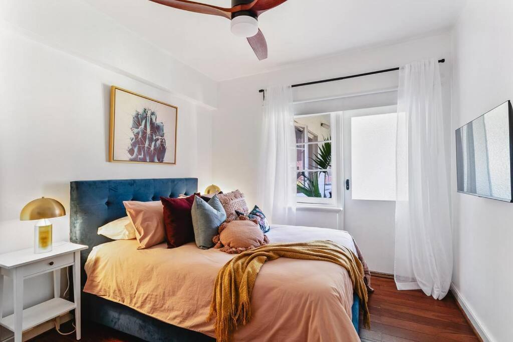 Vintage 2br Cbd W/river View Perth