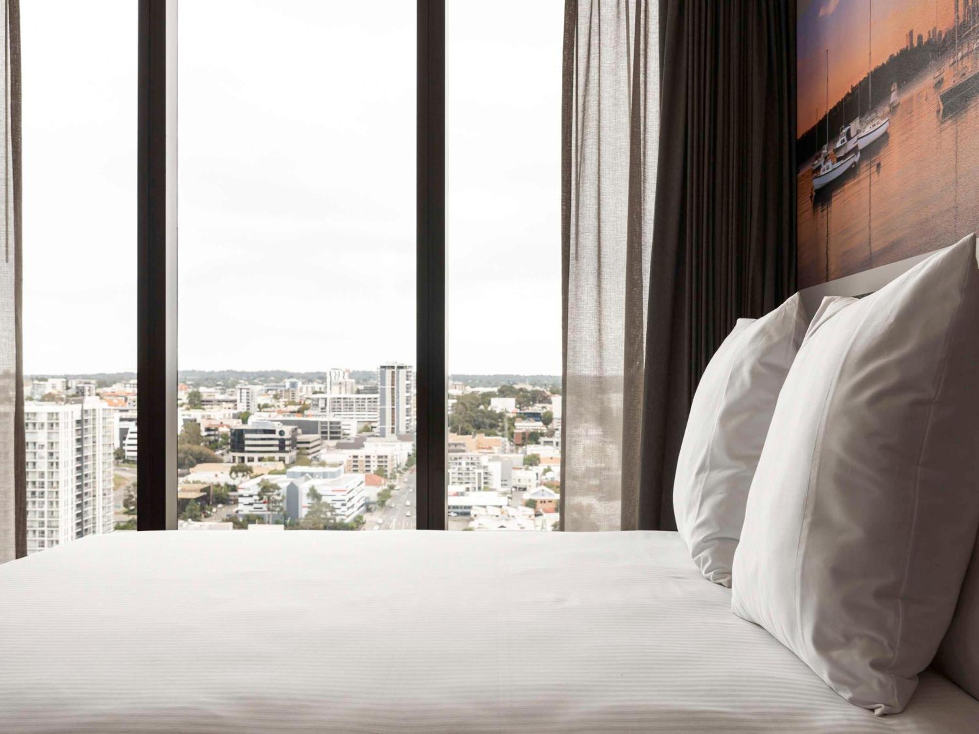 Novotel Murray Street 4*