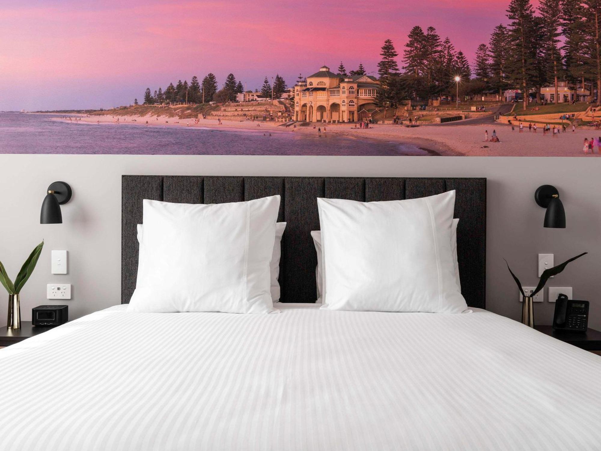 Novotel Murray Street Hotel 4*