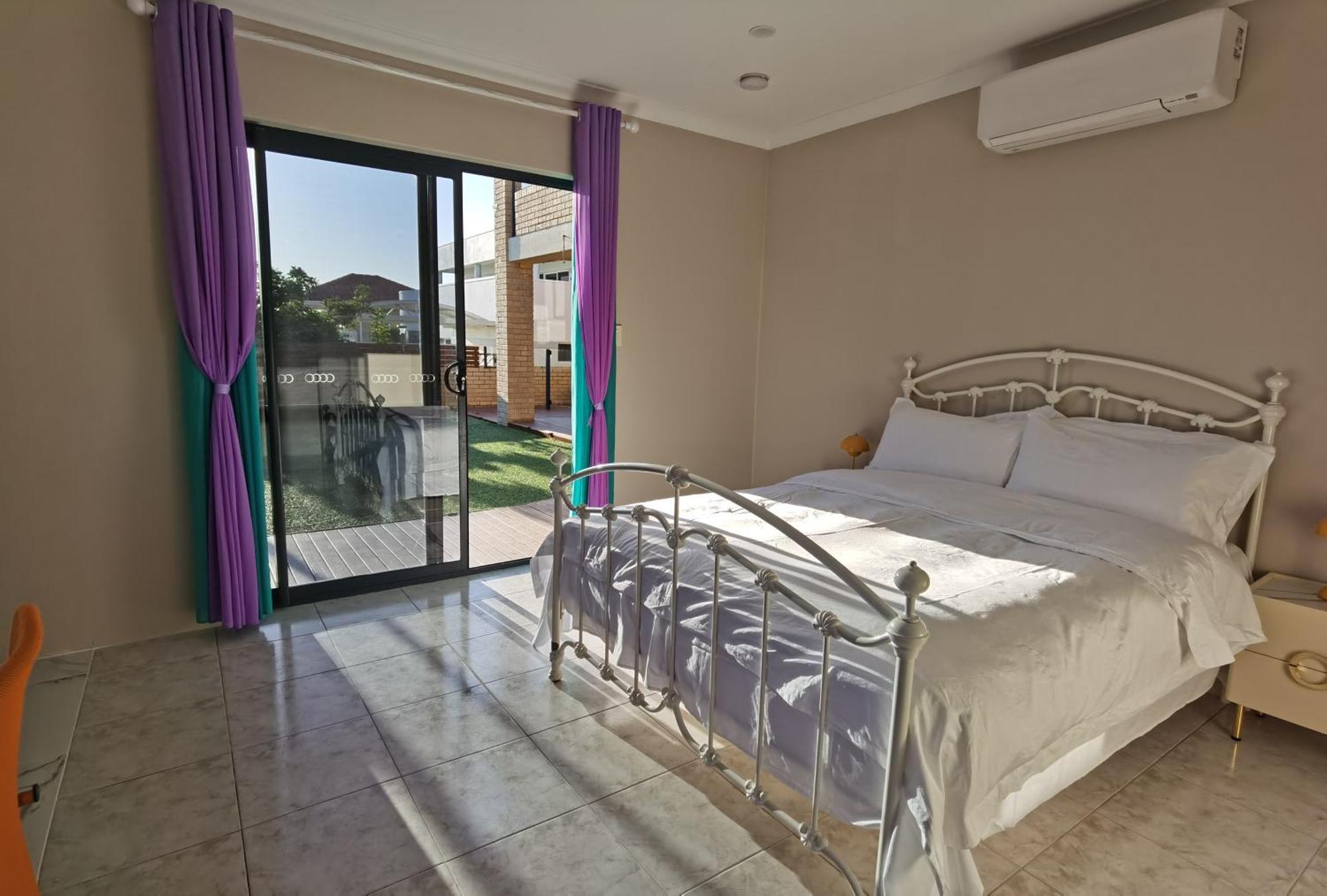 Sunny Ocean View Retreat Homestay