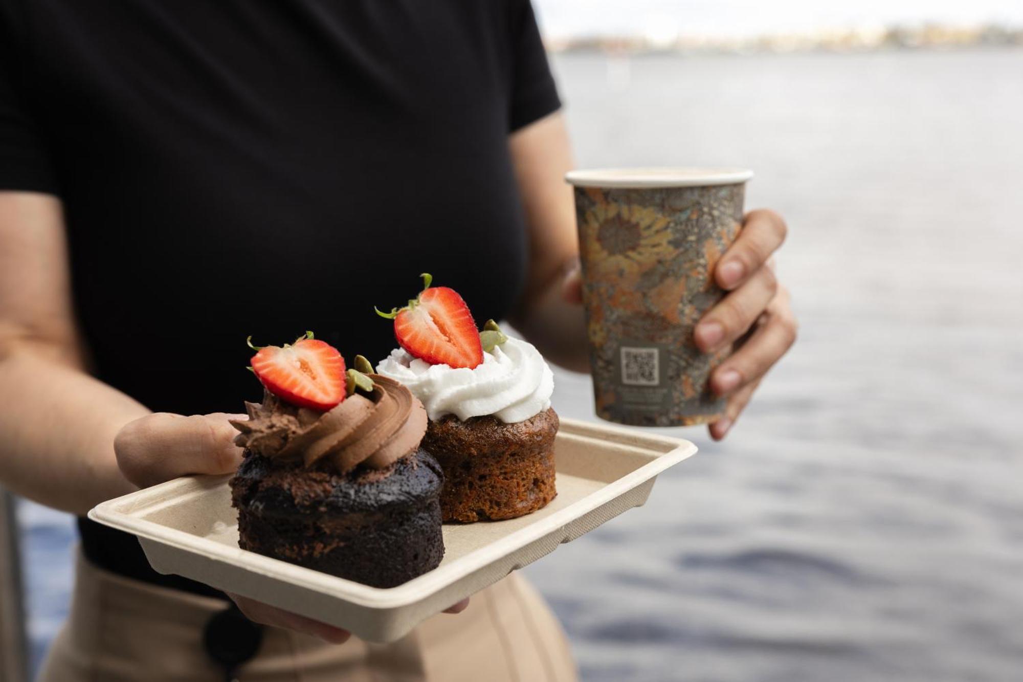 Hotel Doubletree By Hilton Waterfront 4*