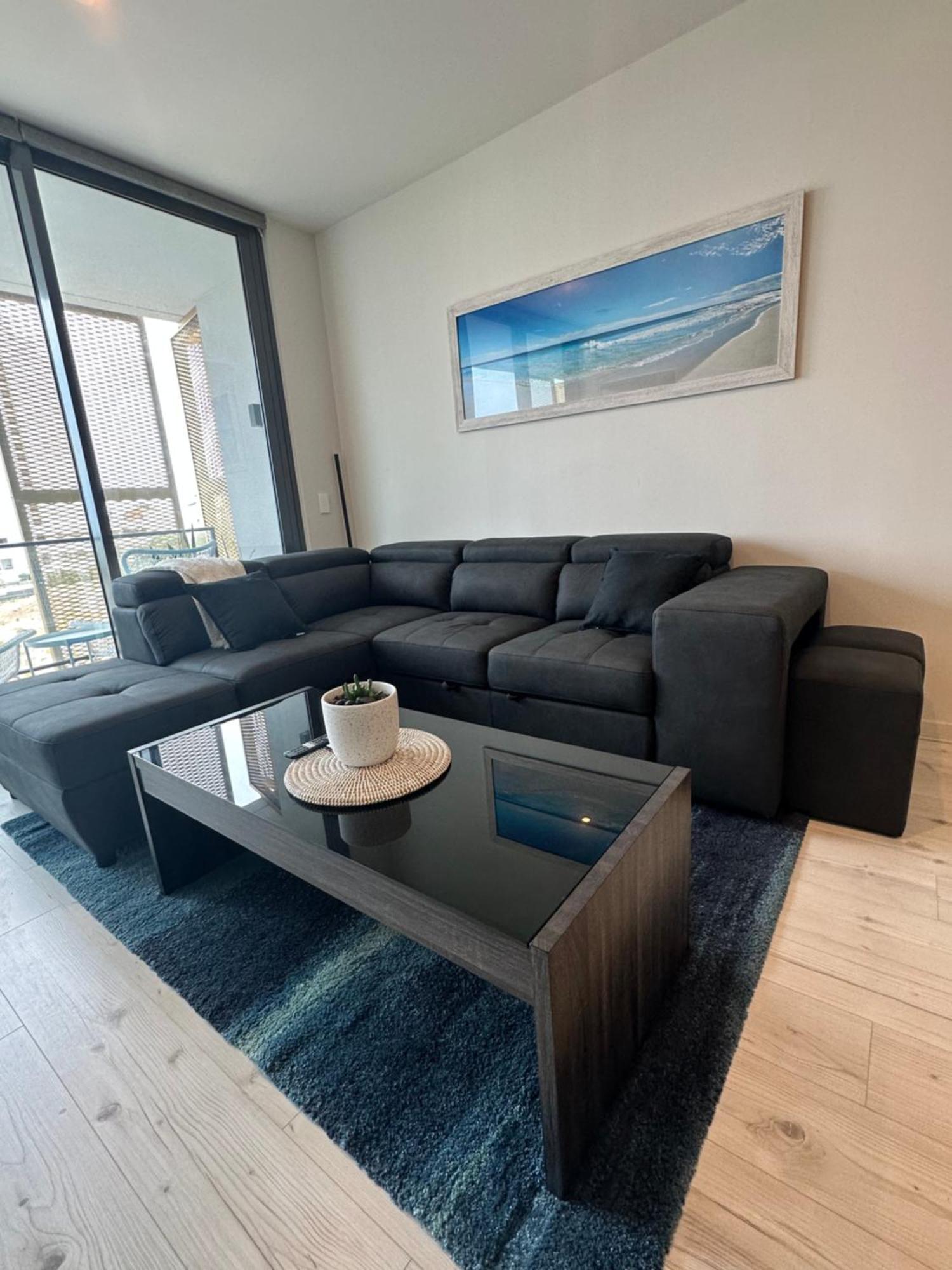 Scarborough Oceanview 2br Special Rate *