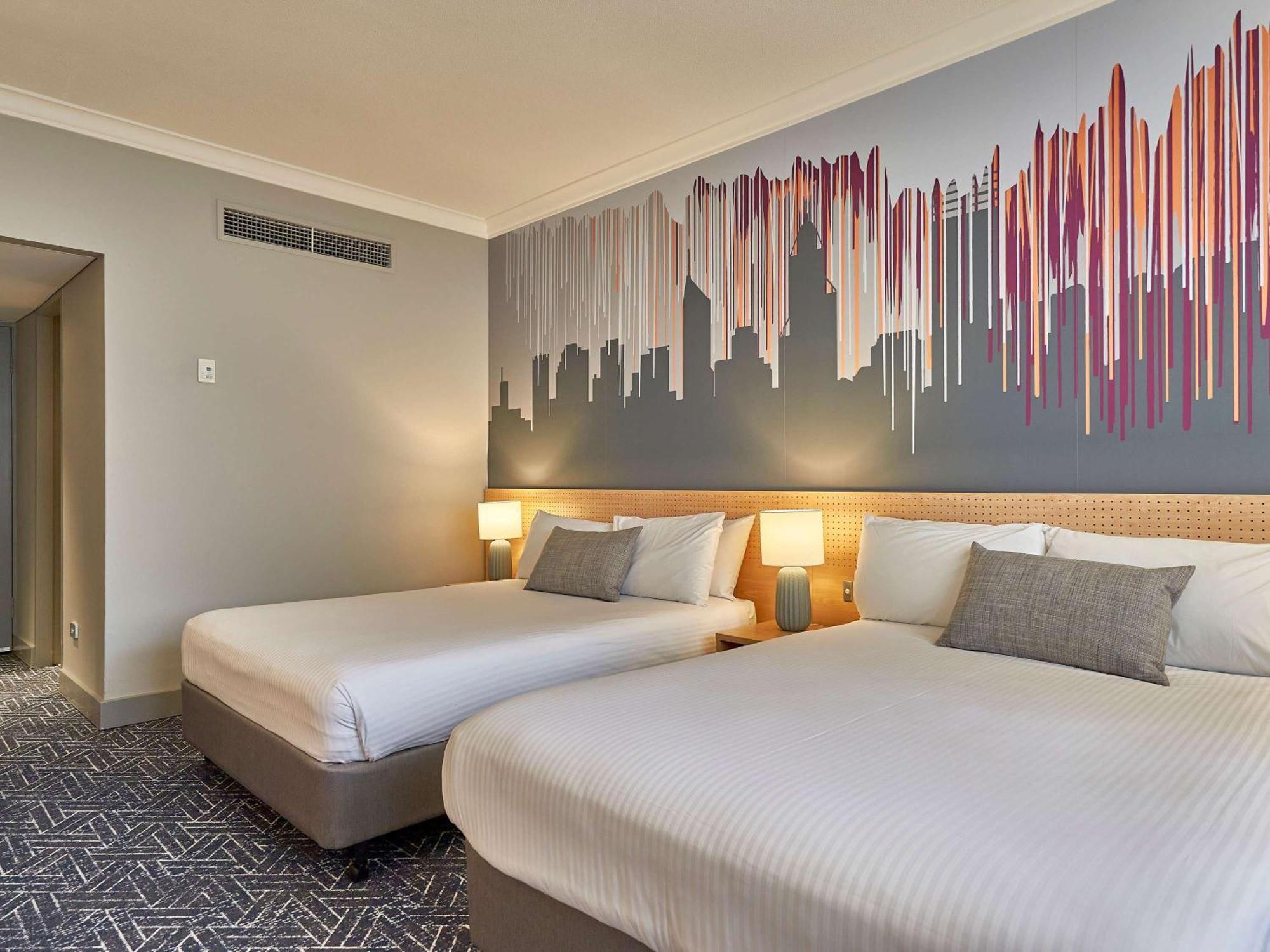 Mercure 4*
