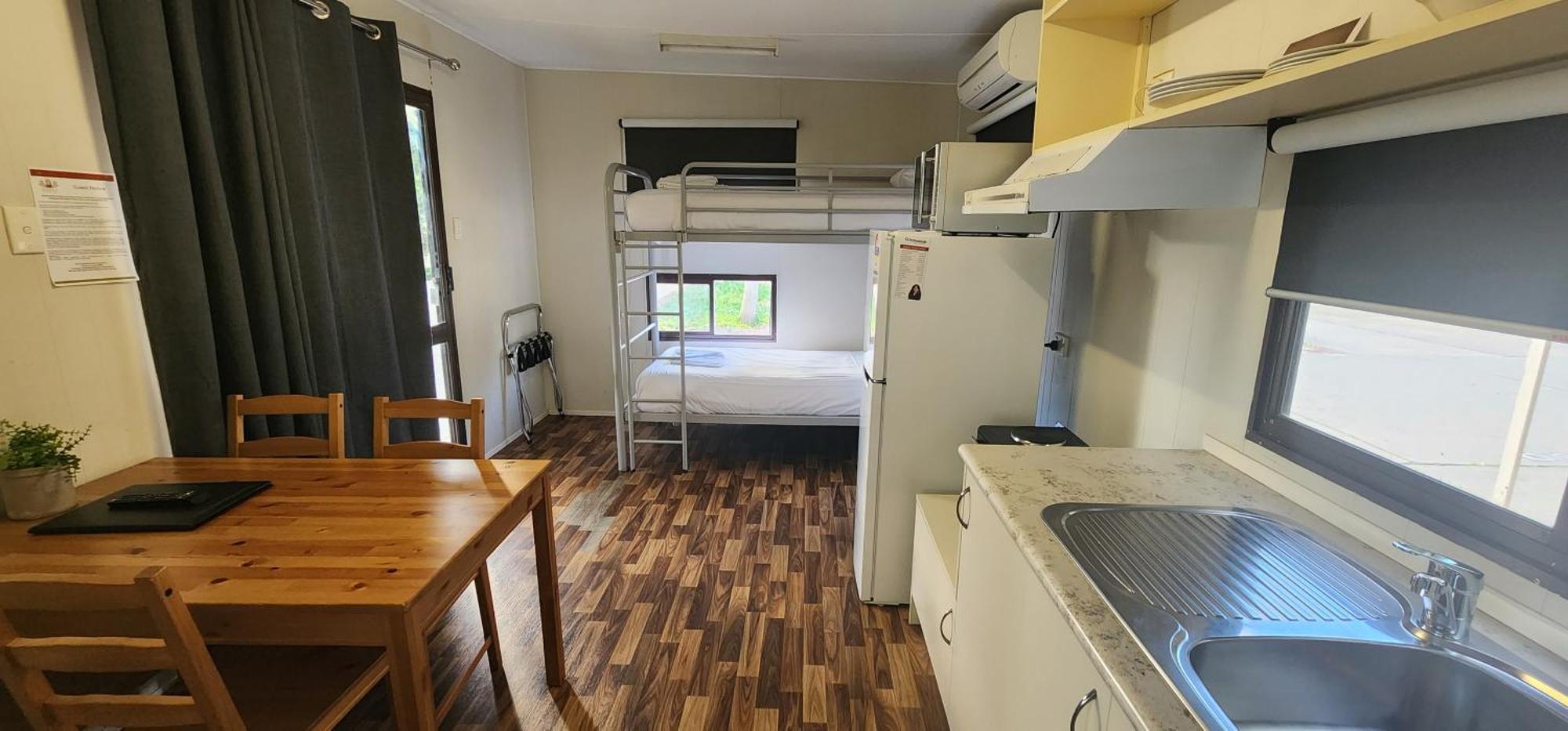 Banksia Tourist Park 4*