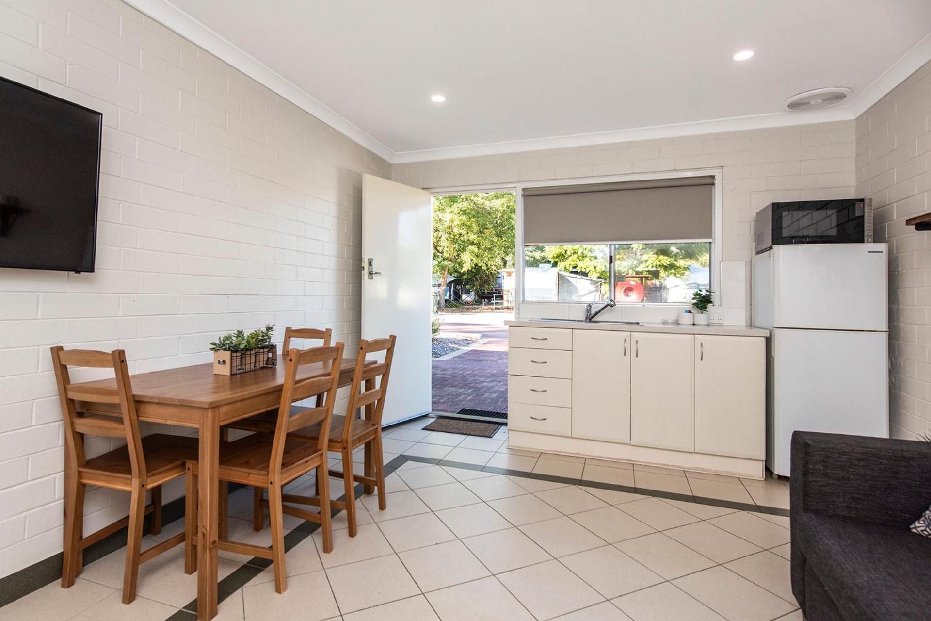 Banksia Tourist Park 4*