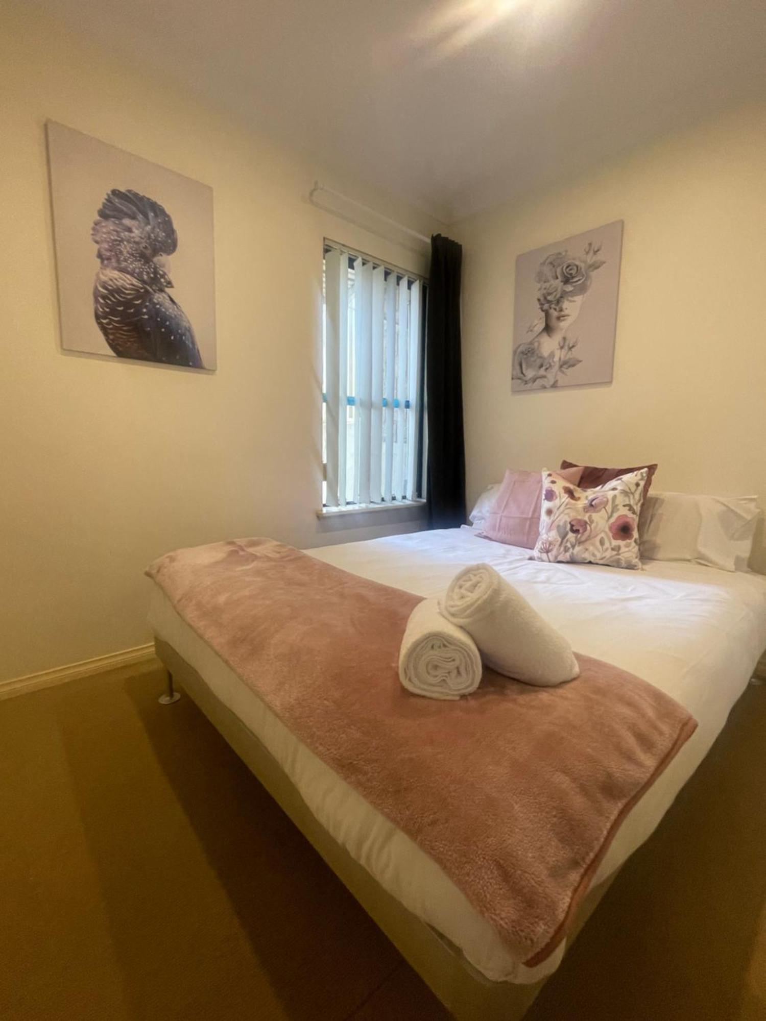 Holiday home 11 Secluded Shaw Family Innaloo Perth
