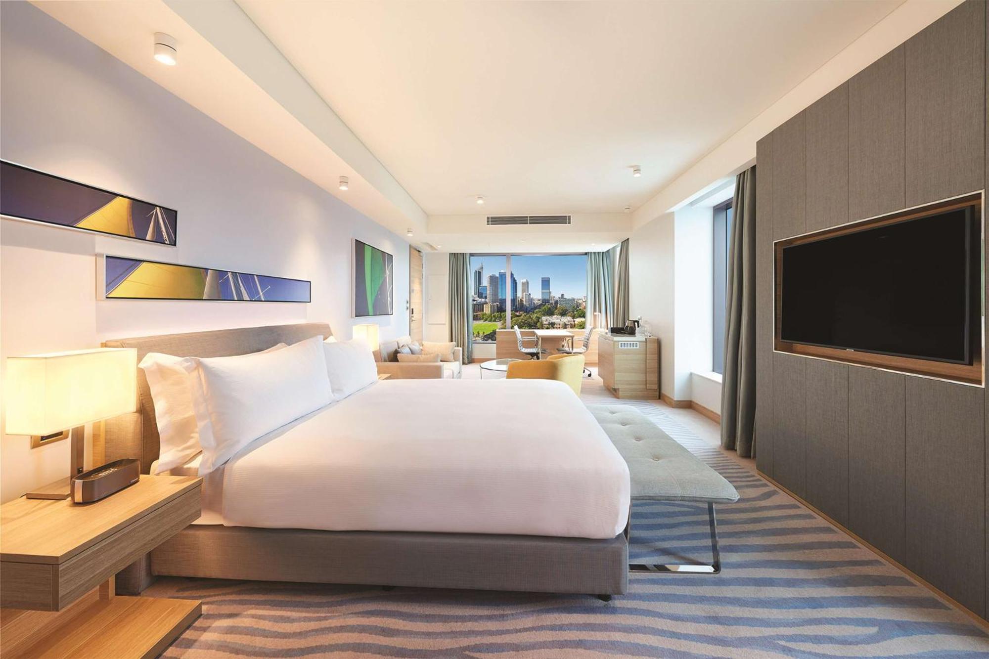 Doubletree By Hilton Waterfront Hotel