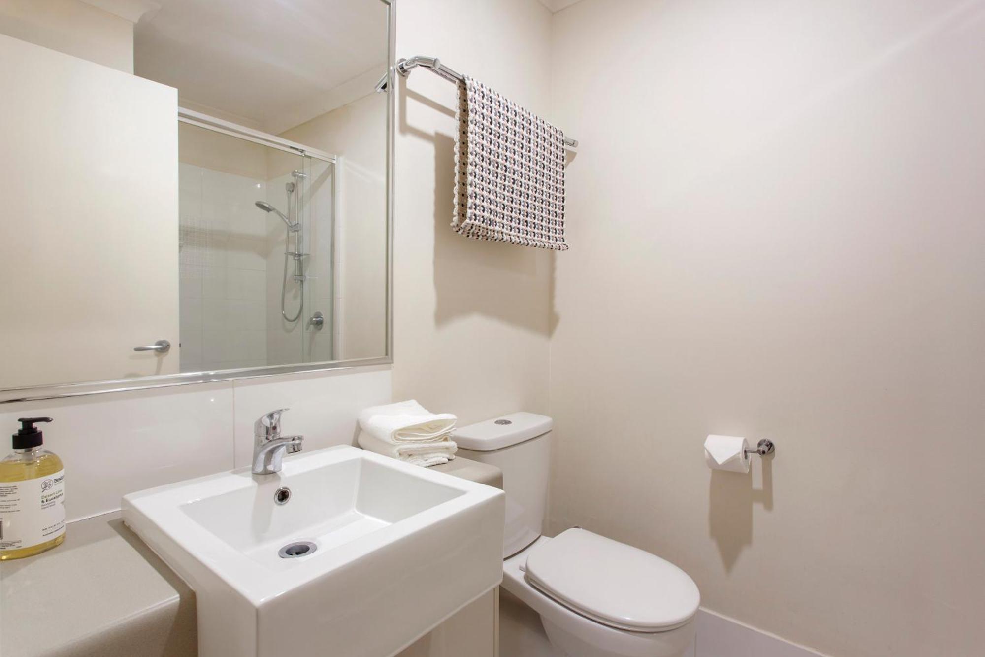 Casa Toucan - 2 Bedroom Close To The Airport *