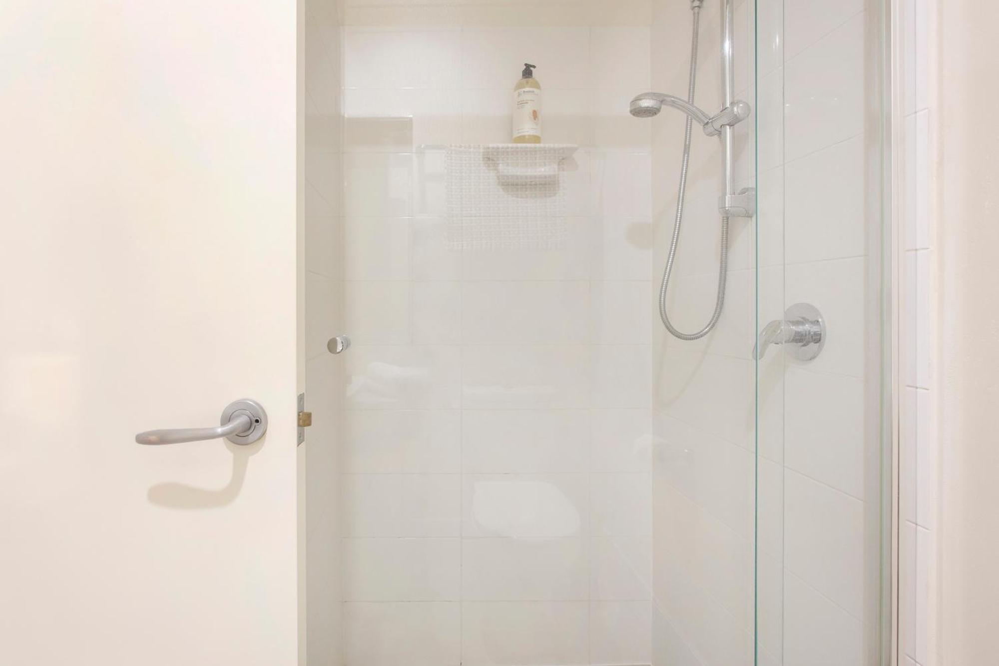 Casa Toucan - 2 Bedroom Close To The Airport Apartment Perth