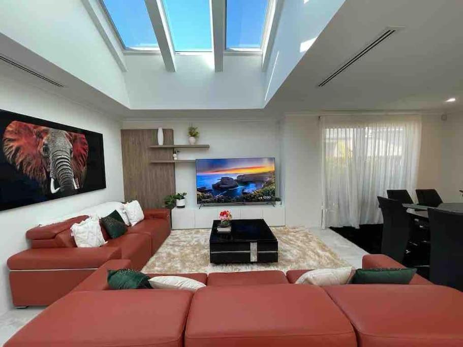 Holiday home Skylight Splendour! Perth