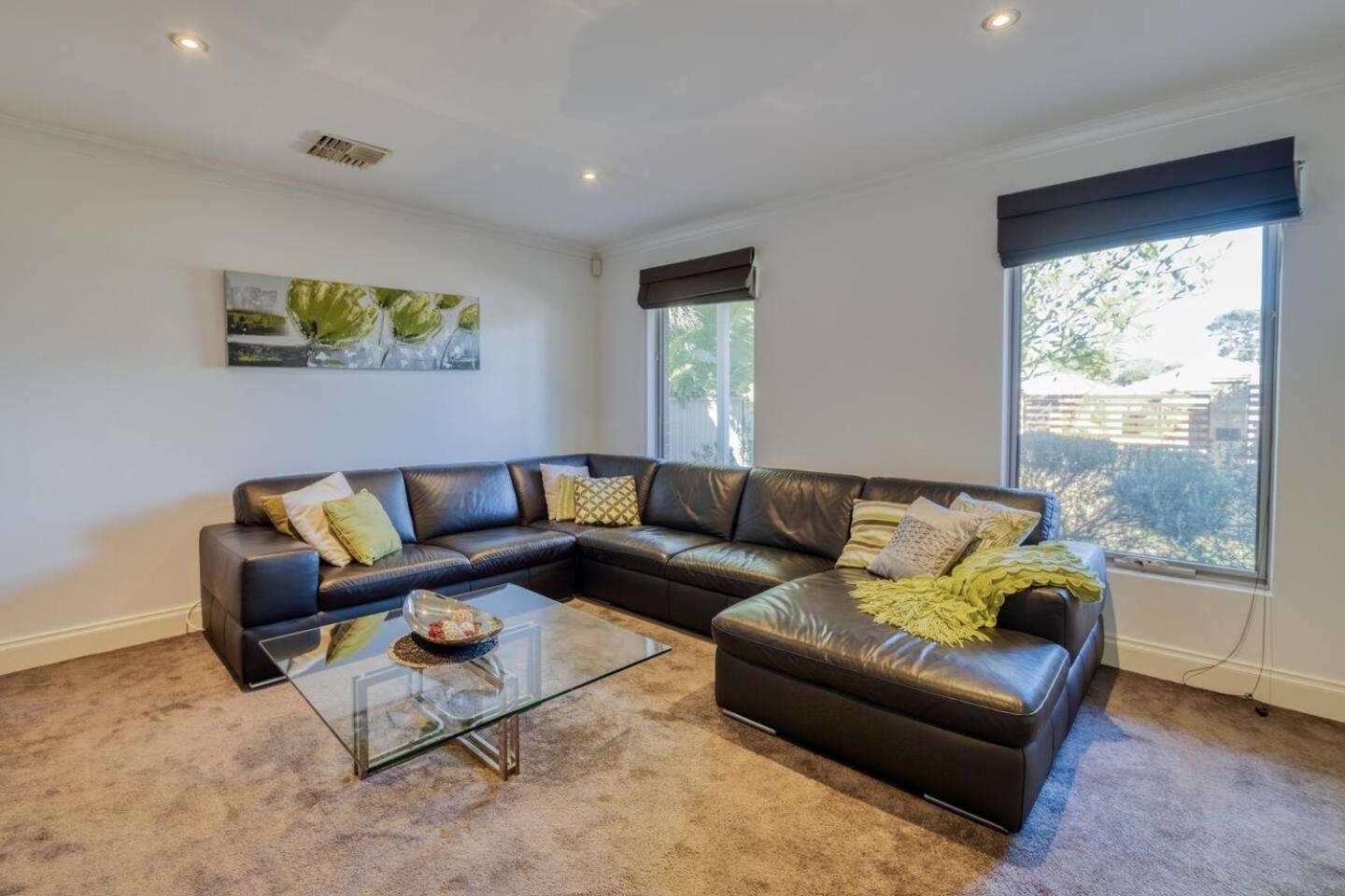 Holiday home Rivervale Retreat - Spacious Family Living *