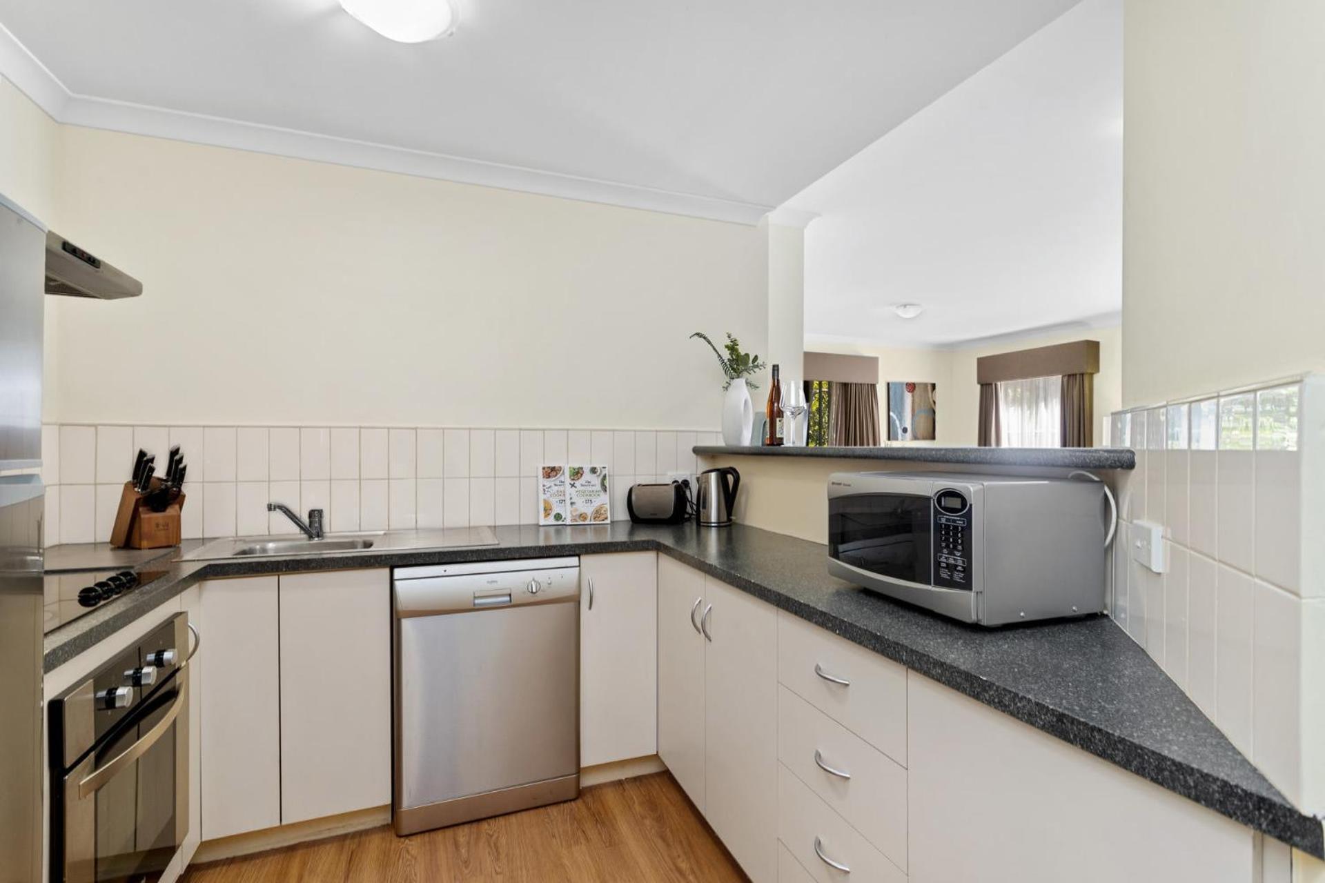 Northbridge Prime Location*2br Apartment *