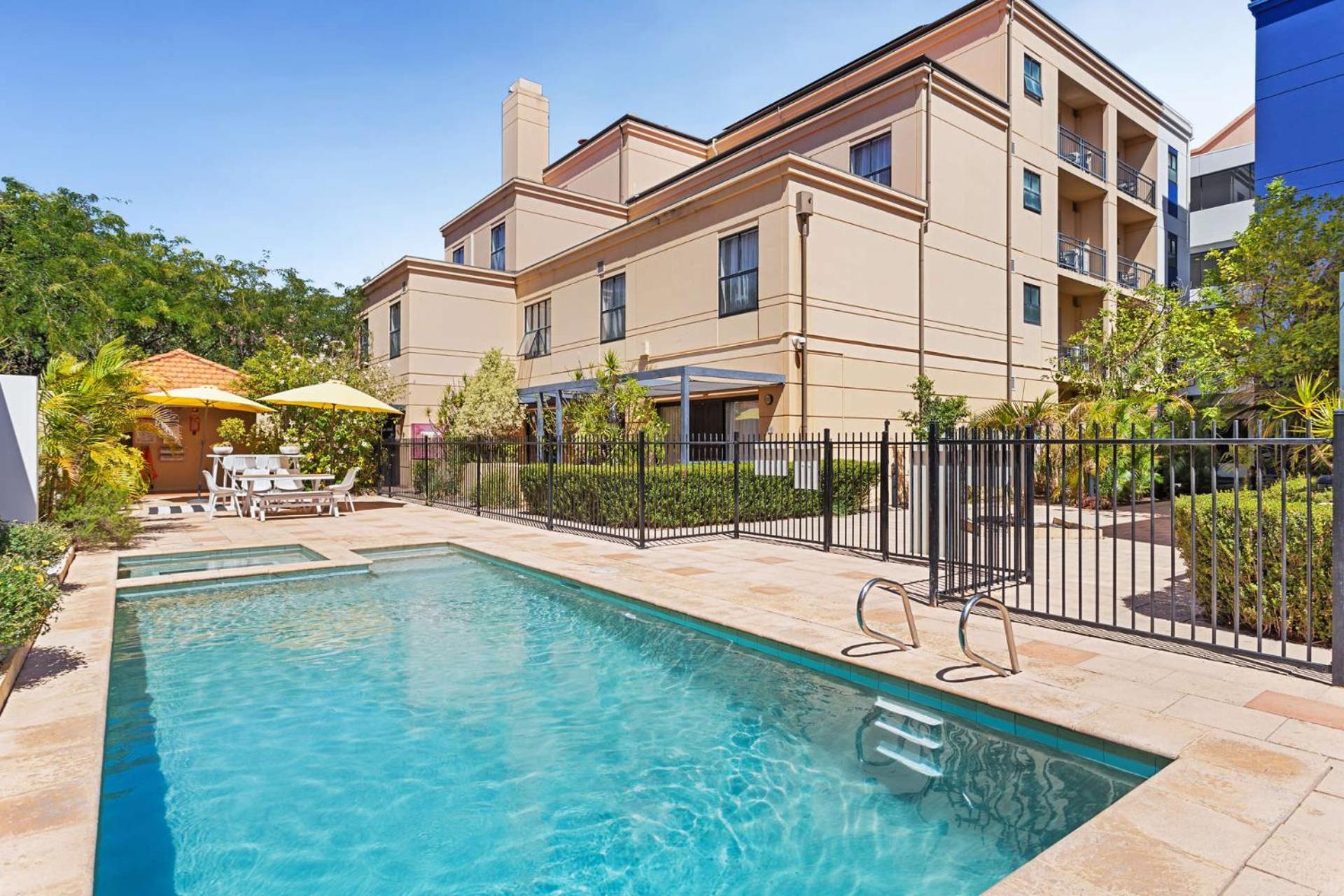 Northbridge Prime Location*2br *