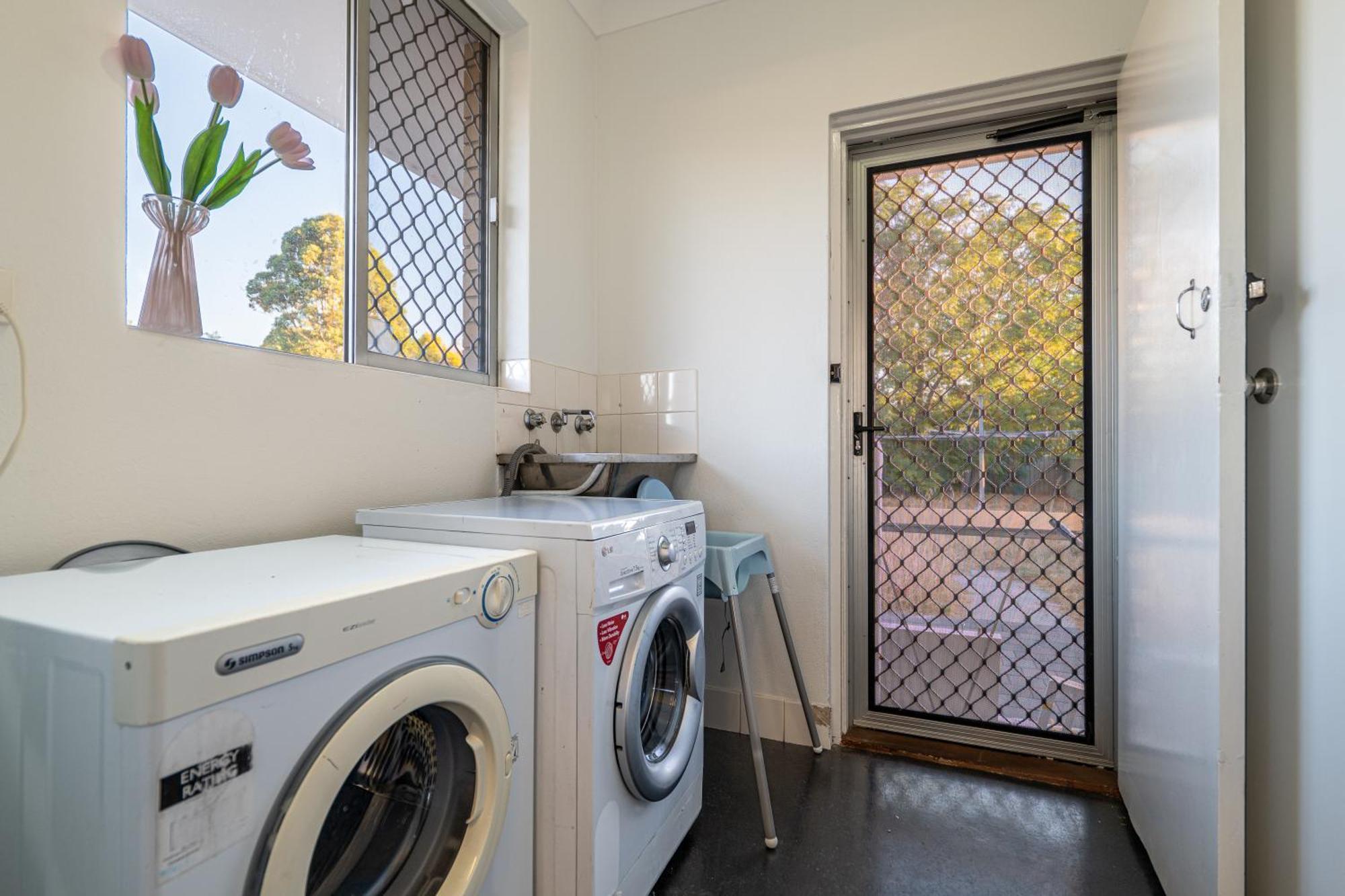 Holiday home Cozy 5 Bed House Nr Airport/dfo/casino Perth