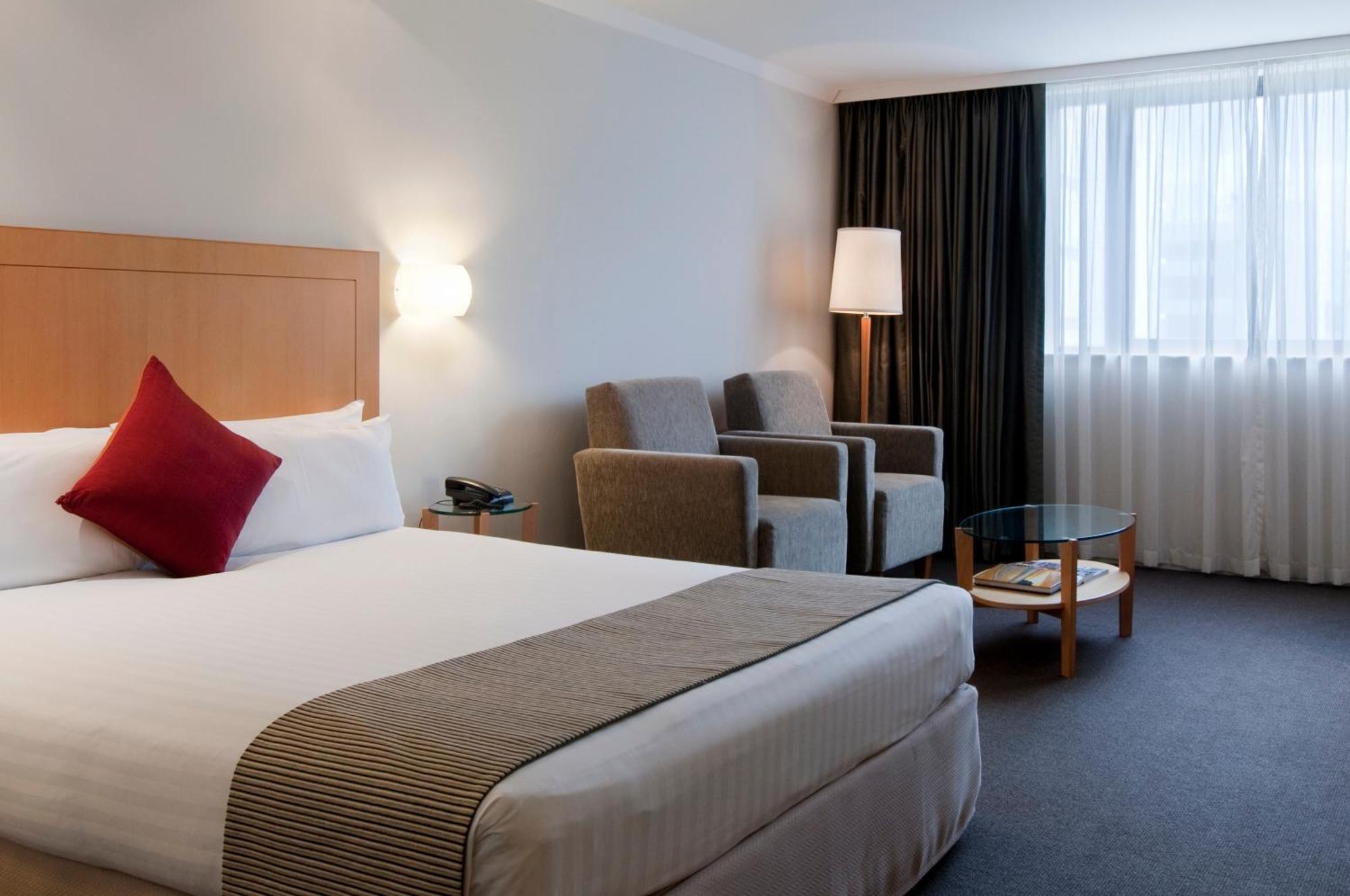 Crowne Plaza By Ihg