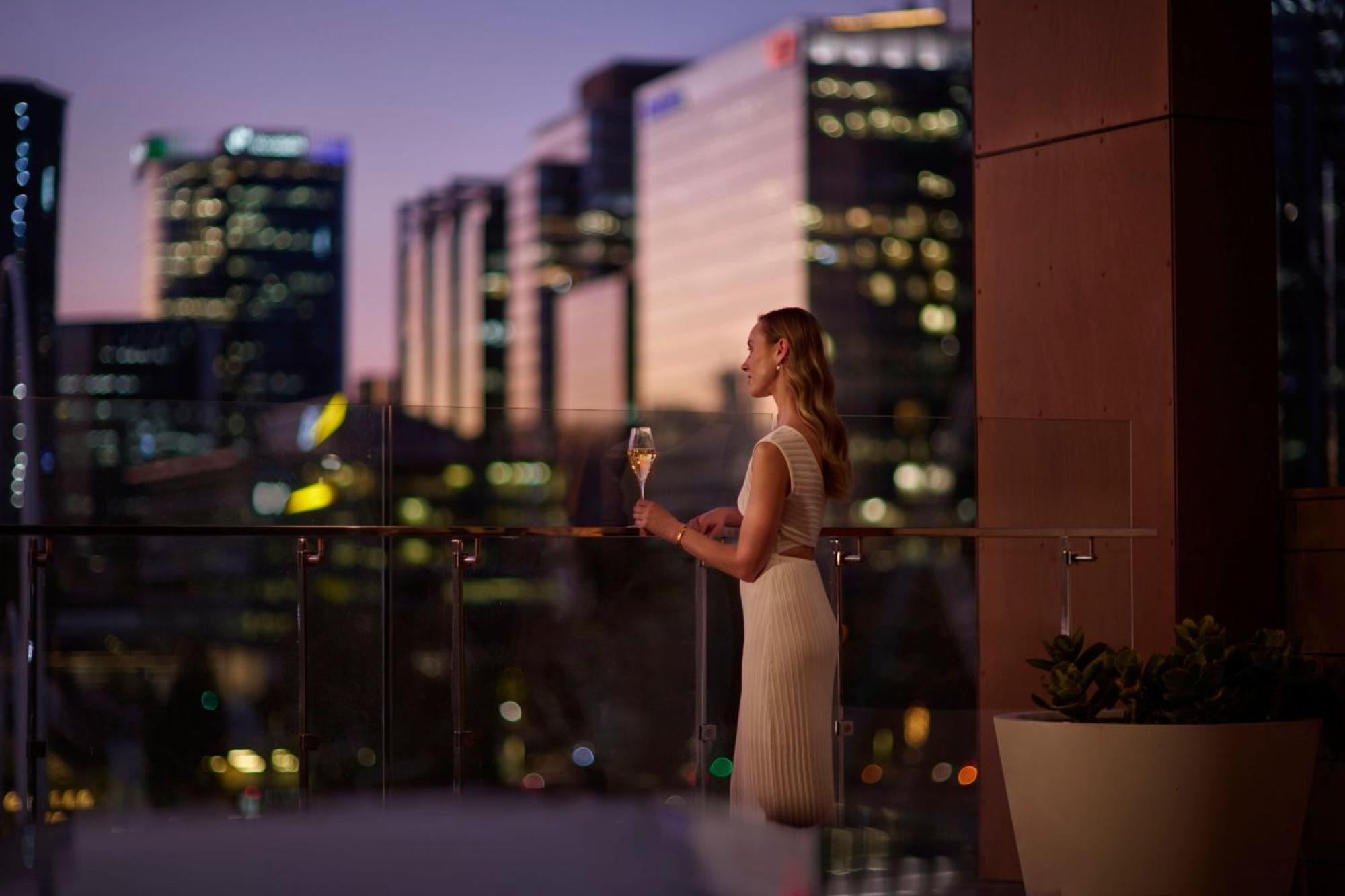 Hotel The Ritz-carlton, 5*