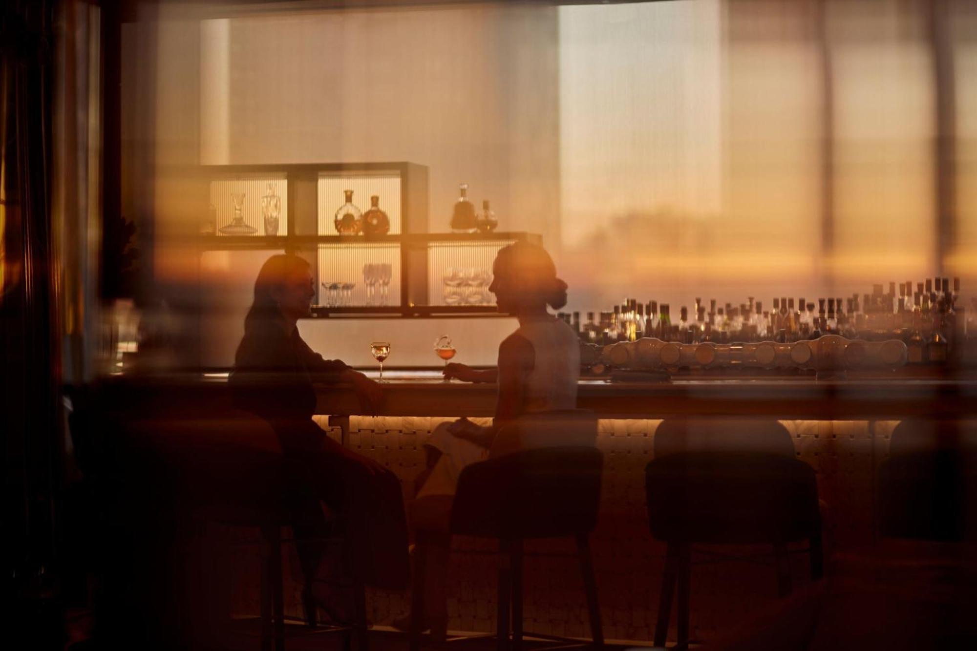 The Ritz-carlton, Hotel 5*