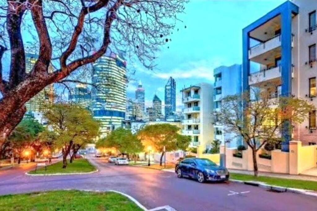 Luxury Spacious Near Kings Park Apartment Perth