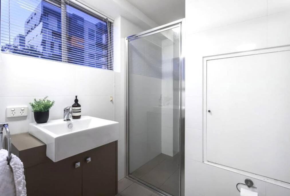 Luxury Spacious Near Kings Park