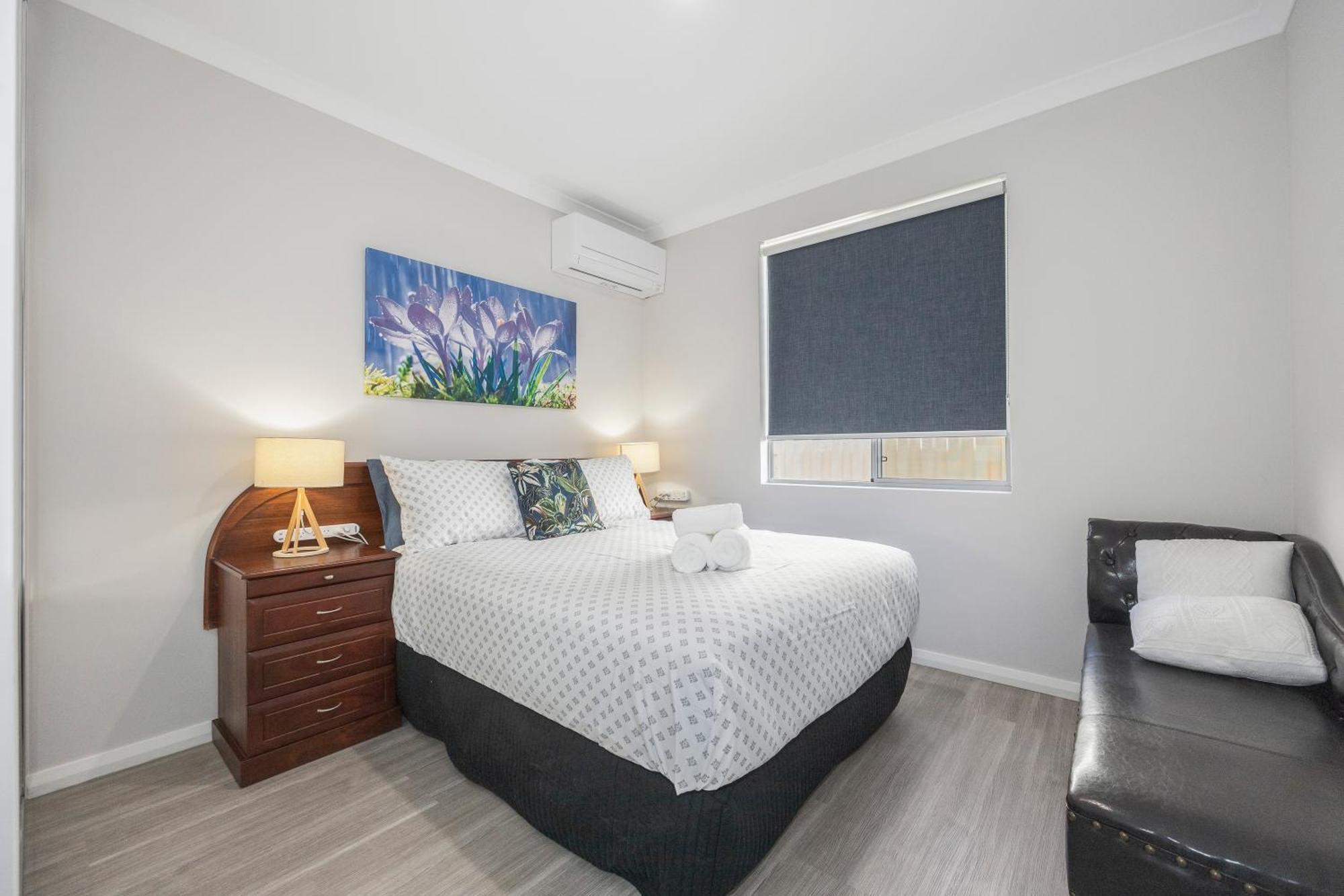 Culdesac Charm * Perth