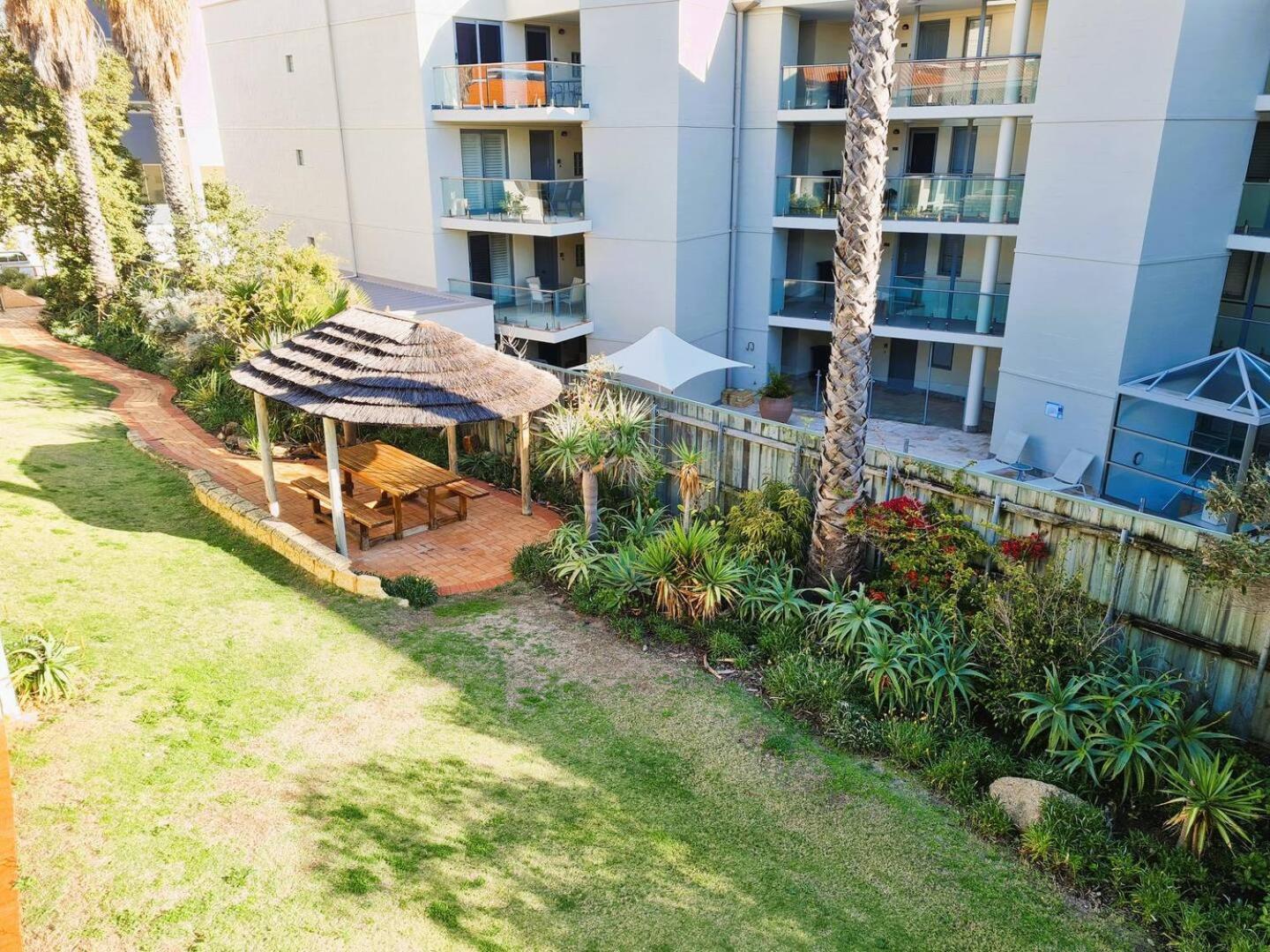 Apartment Break Iconic Scarborough Perth