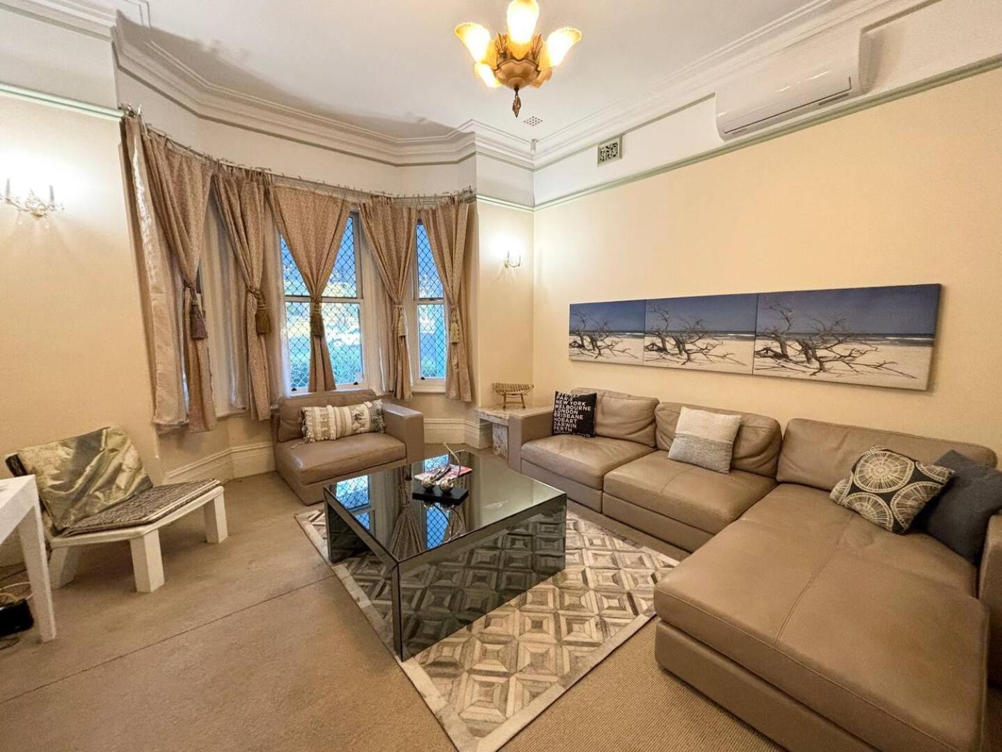 Holiday home Subiaco Heritage House 