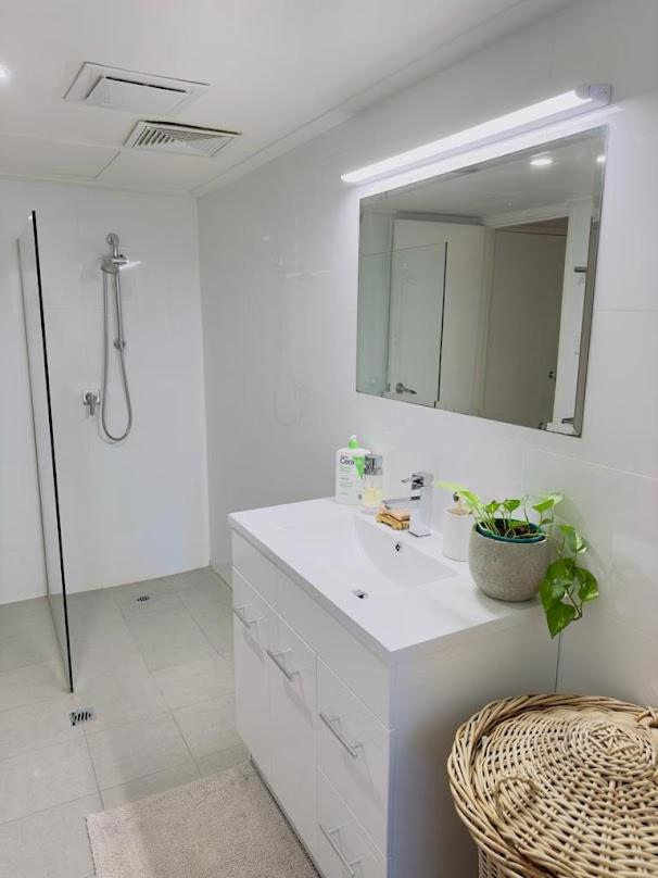 The Comforts By The Perth
