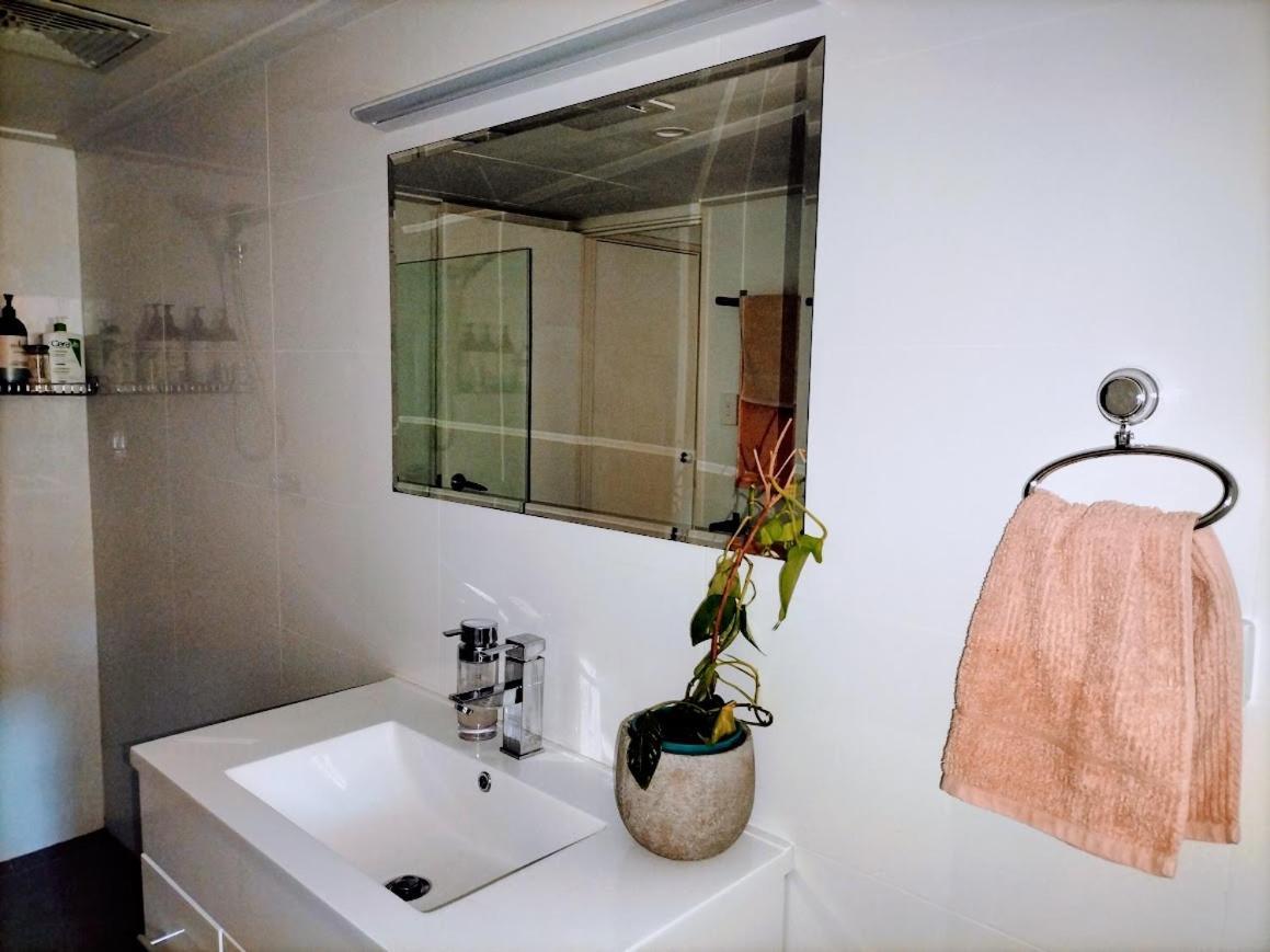 Homestay The Comforts By The *