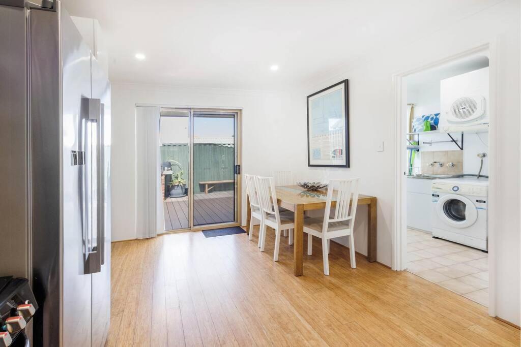 Apartment Scarborough Coastal - Executive Escapes