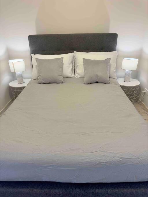 Apartment Scarborough Oceanview 2br Special Rate