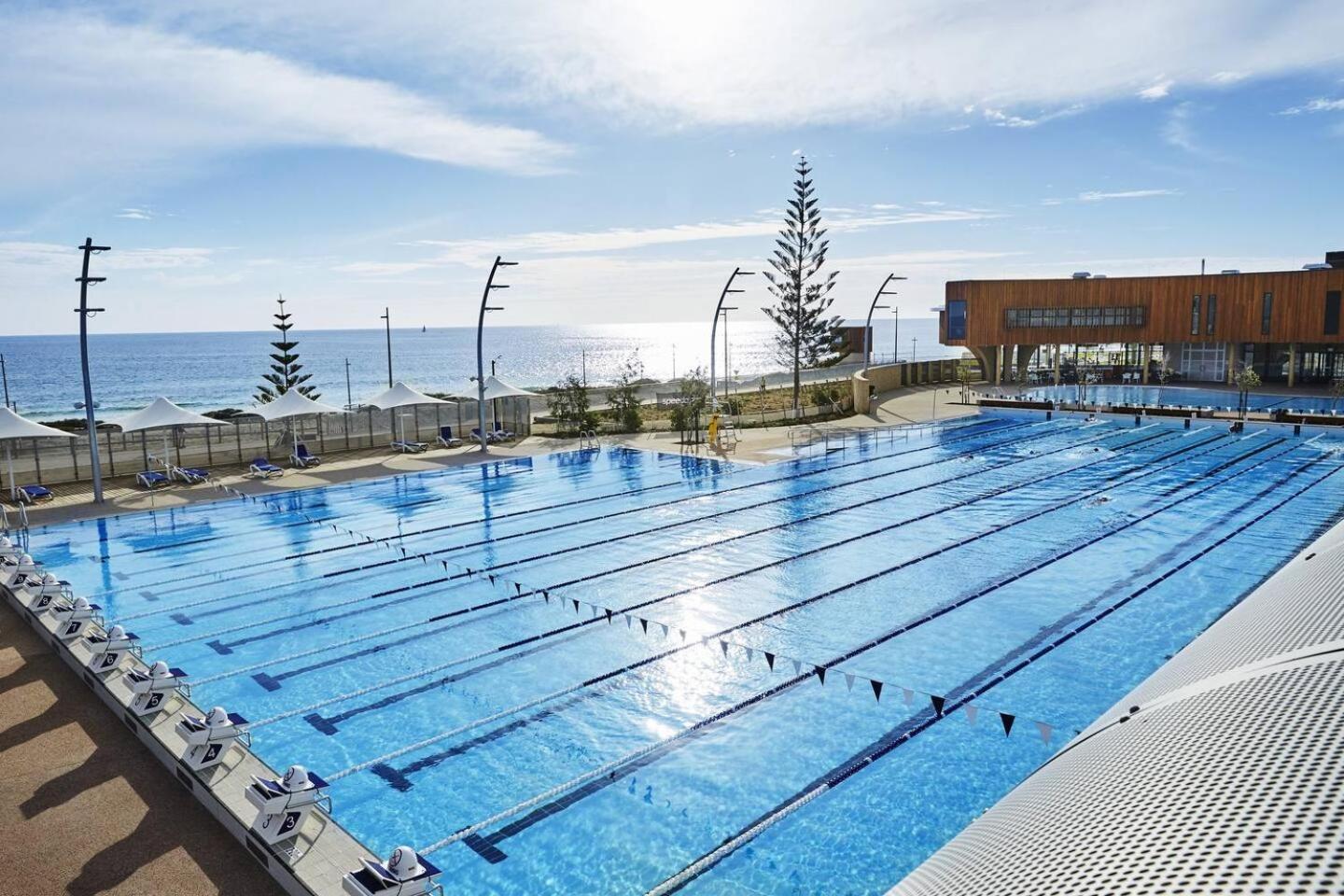 Summer Breeze - Holiday Or Business Apartment Perth