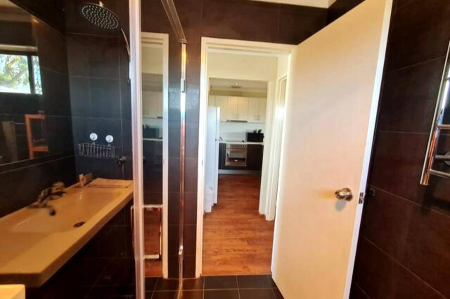 Summer Breeze - Holiday Or Business Apartment Apartamento Perth