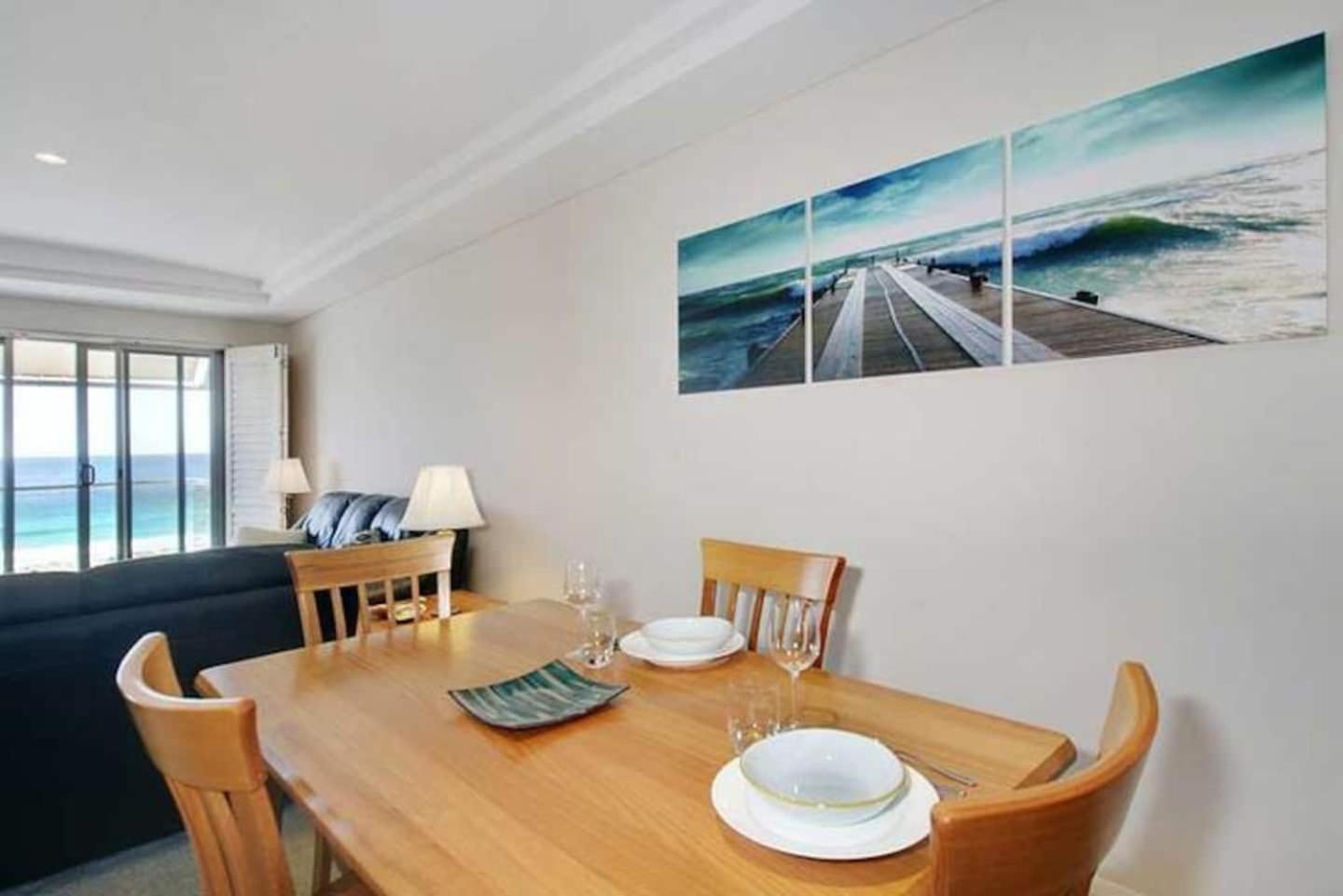 The Sea Breeze Penthouse * Perth
