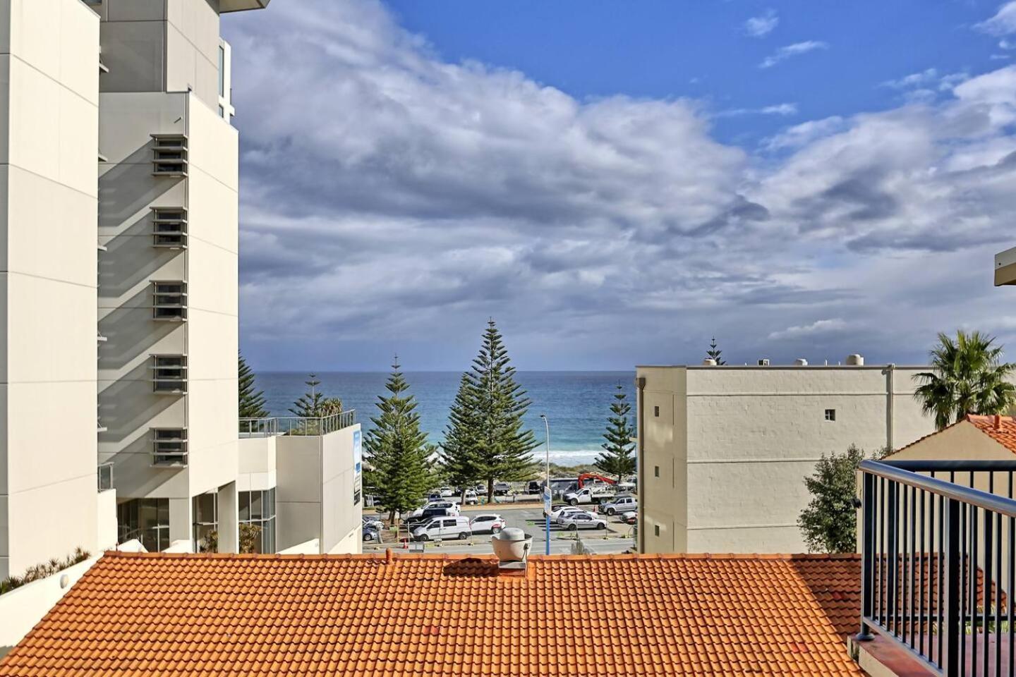 West Lagoon 123 - Location & Views!!! Apartment Perth