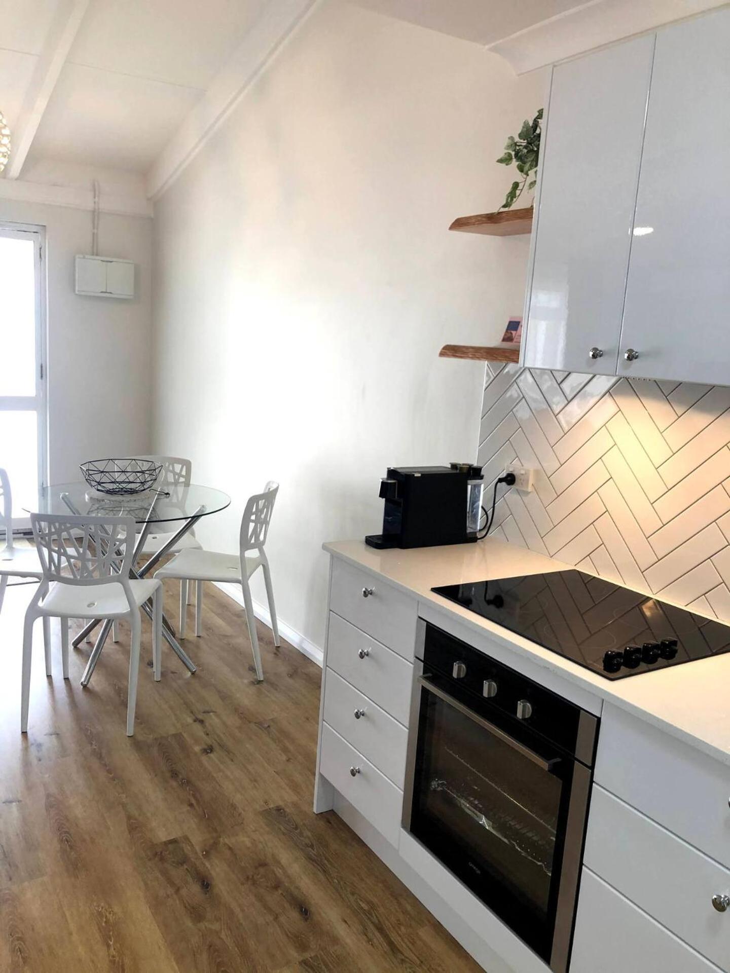 West Lagoon 123 - Location & Views!!! Perth