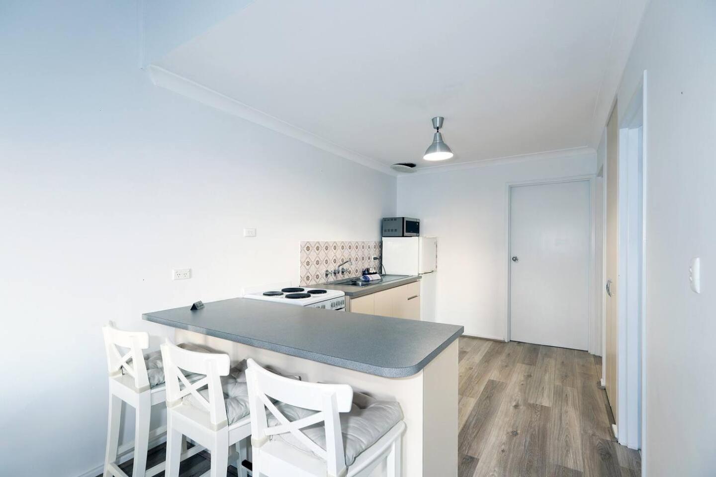 West Lagoon 221 - Stylish Apartment!