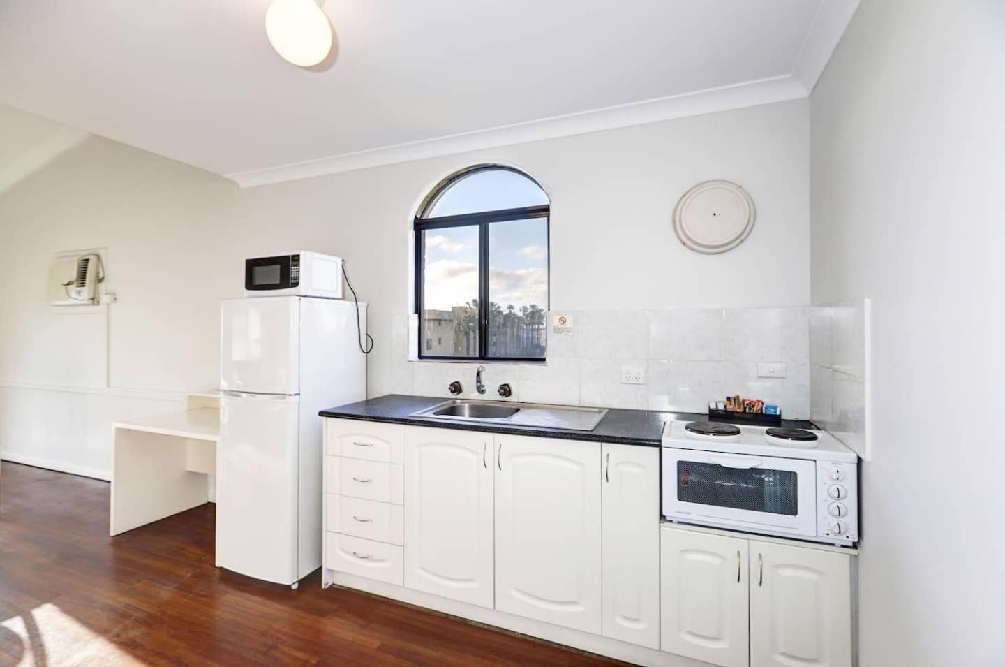 Apartment West Lagoon 213 - Corner Unit! *