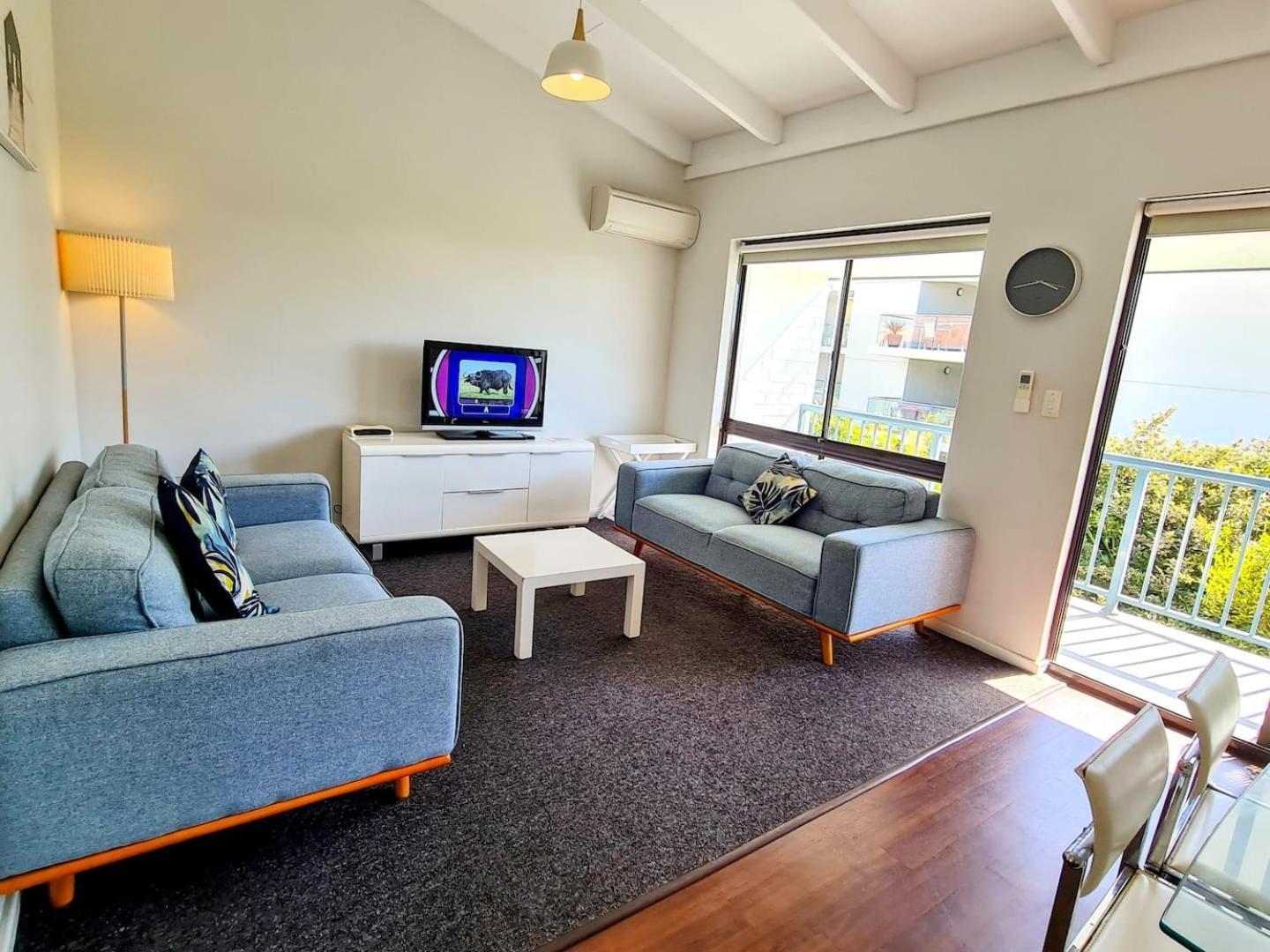 Apartment West Lagoon 213 - Corner Unit! Perth