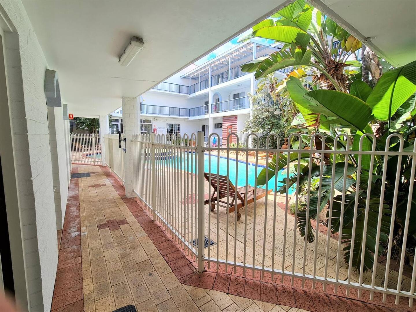 Apartment West Lagoon 206 - Sleeps Three! Value!!! Perth