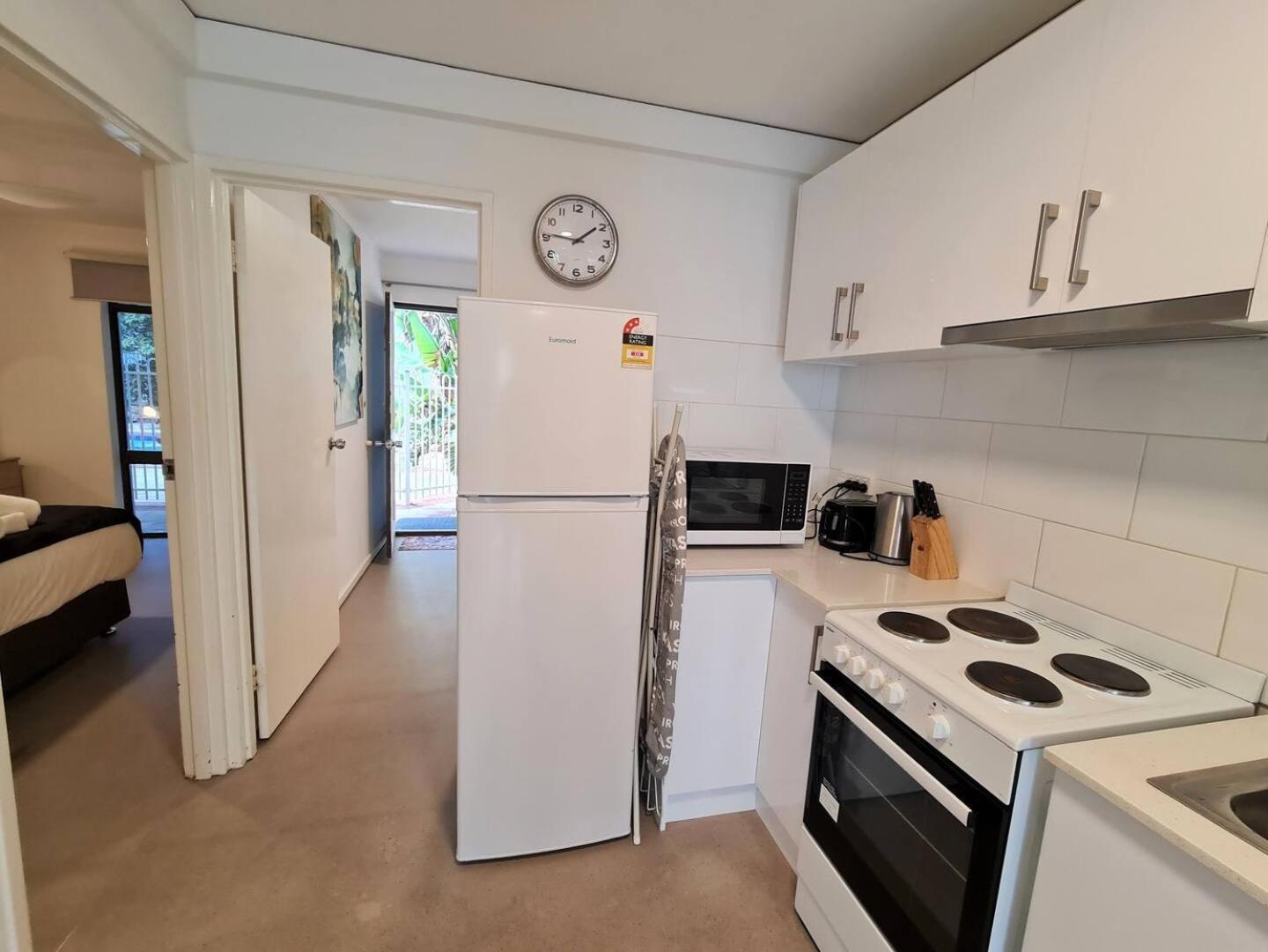 West Lagoon 206 - Sleeps Three! Value!!! *
