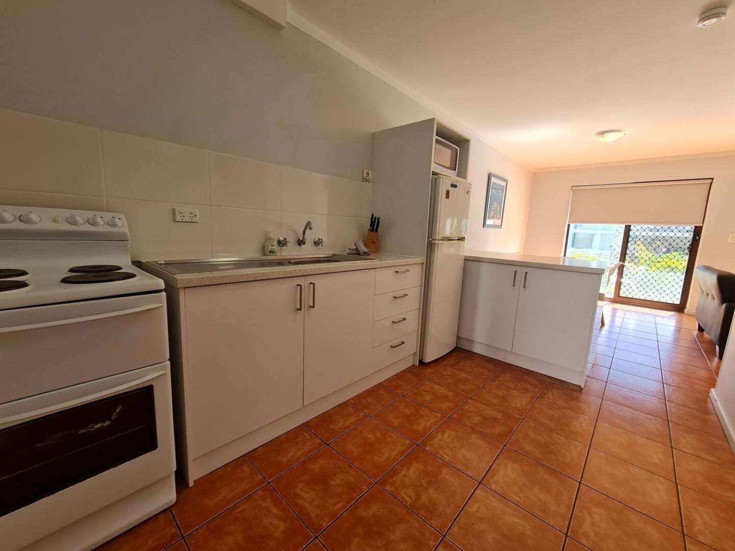 Apartment West Beach Lagoon 204 - Ground Floor! Perth