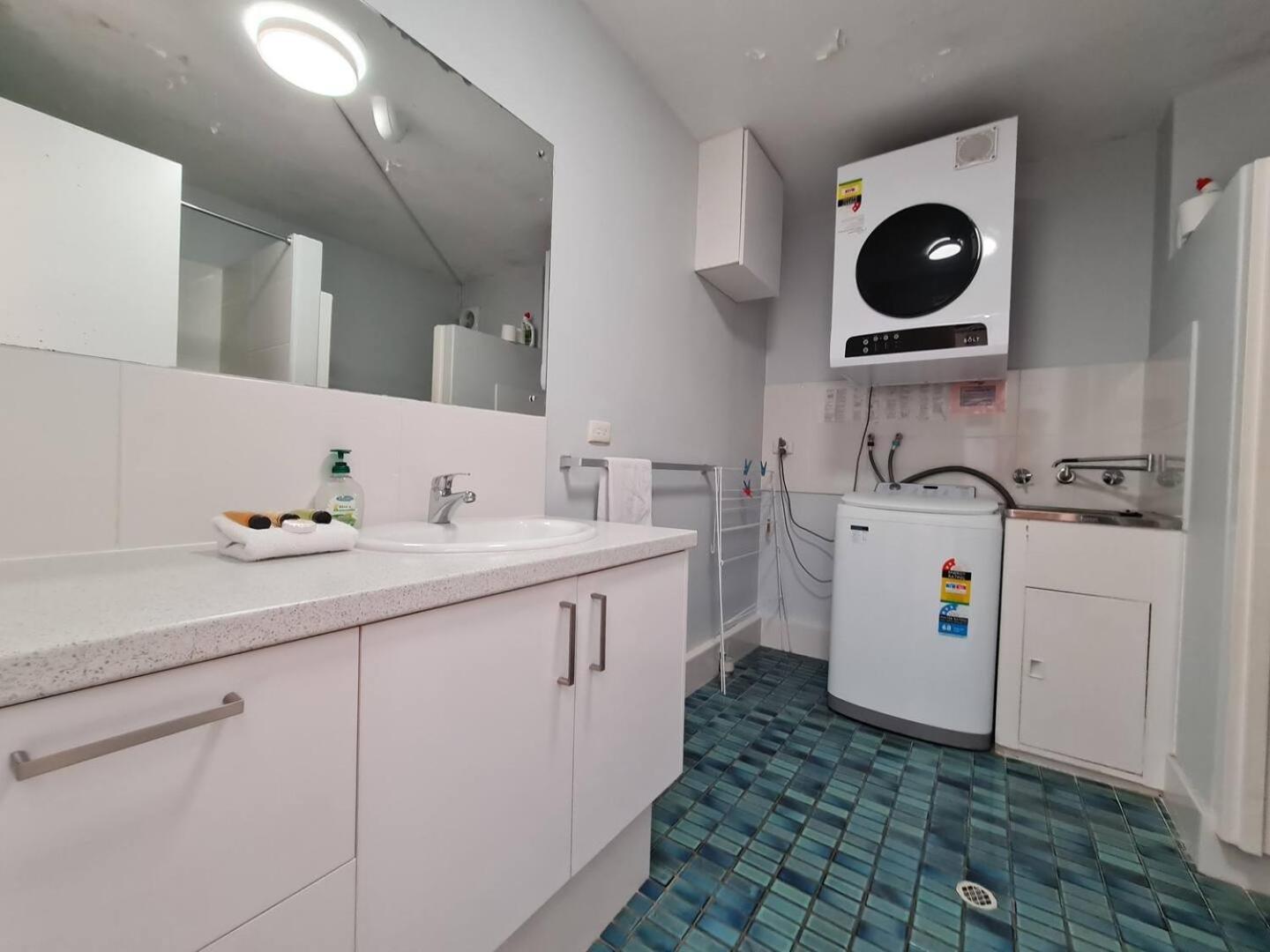 West Beach Lagoon 204 - Ground Floor! * Perth