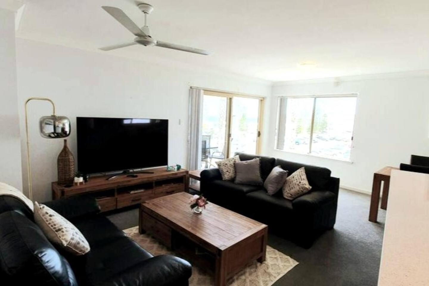 Apartment Sandcastles Beachfront Luxury Retreat *