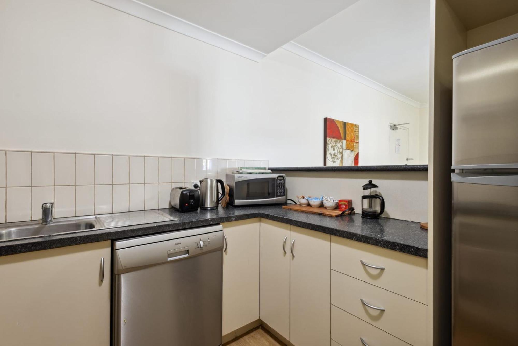 Urban Serenity 2 Bedroom With Stunning Views Perth