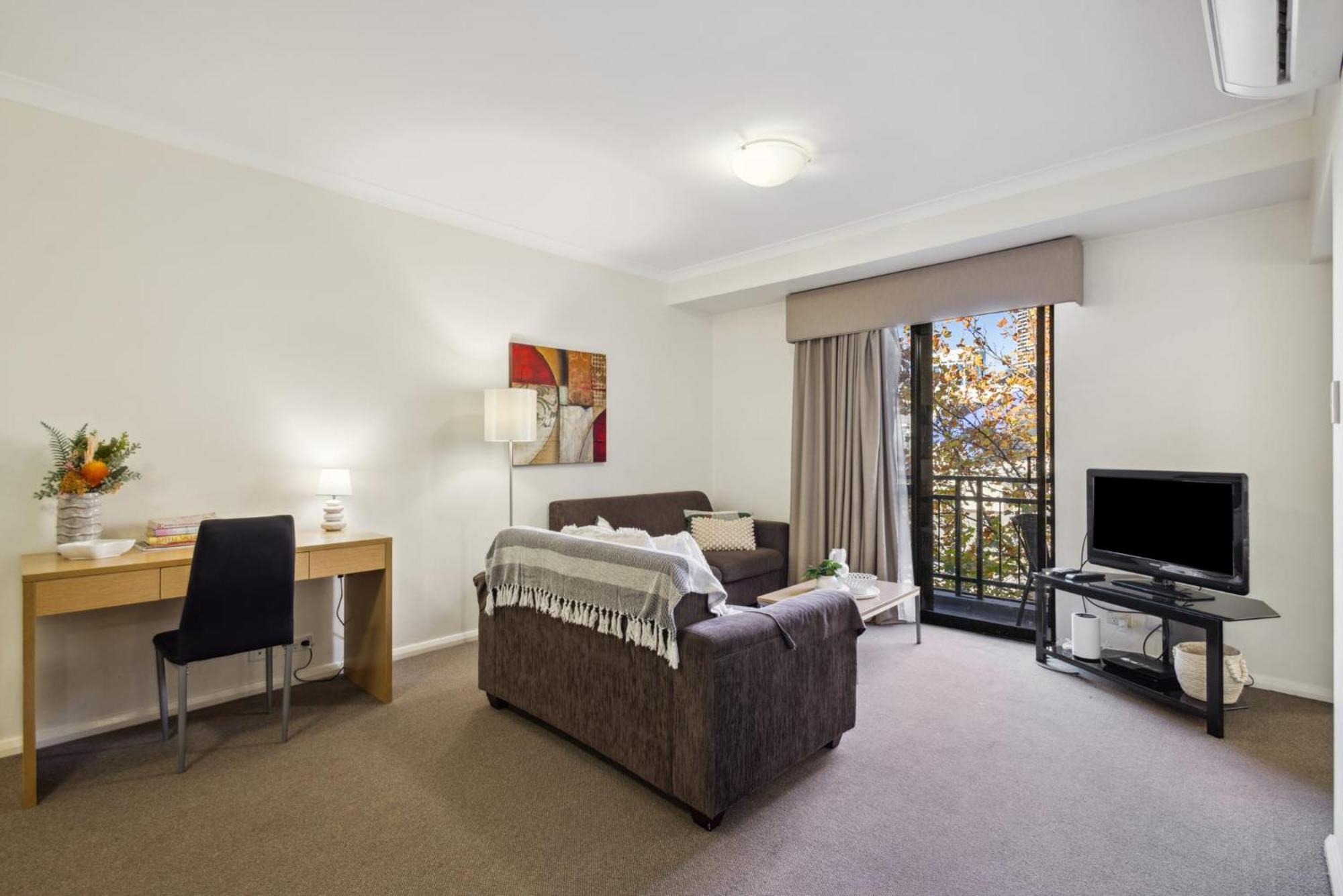 Urban Serenity 2 Bedroom With Stunning Views Apartment Perth
